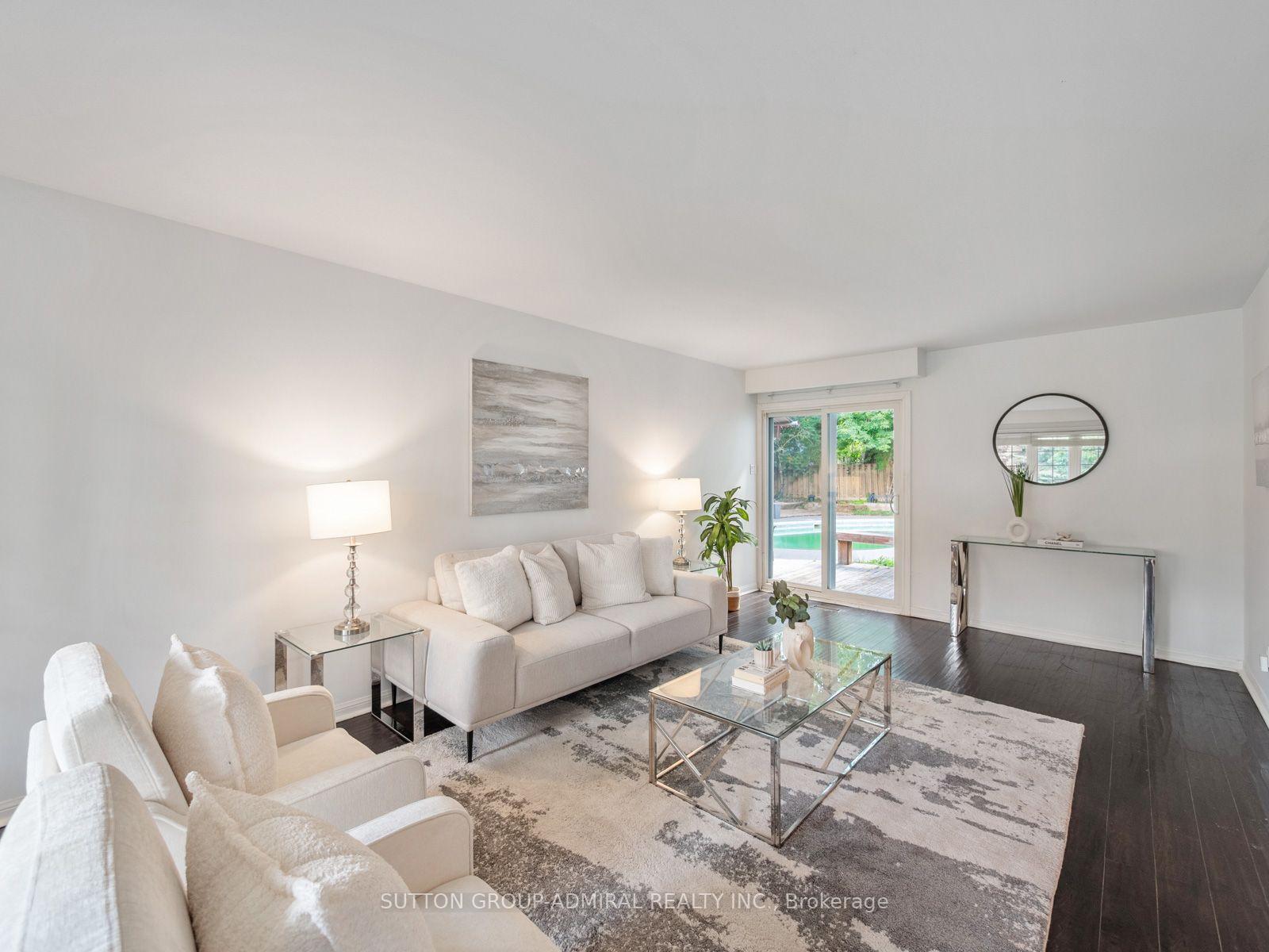 Photo 6 of 52 Sir Bedevere Place, Markham, Markham Village — HOMEH