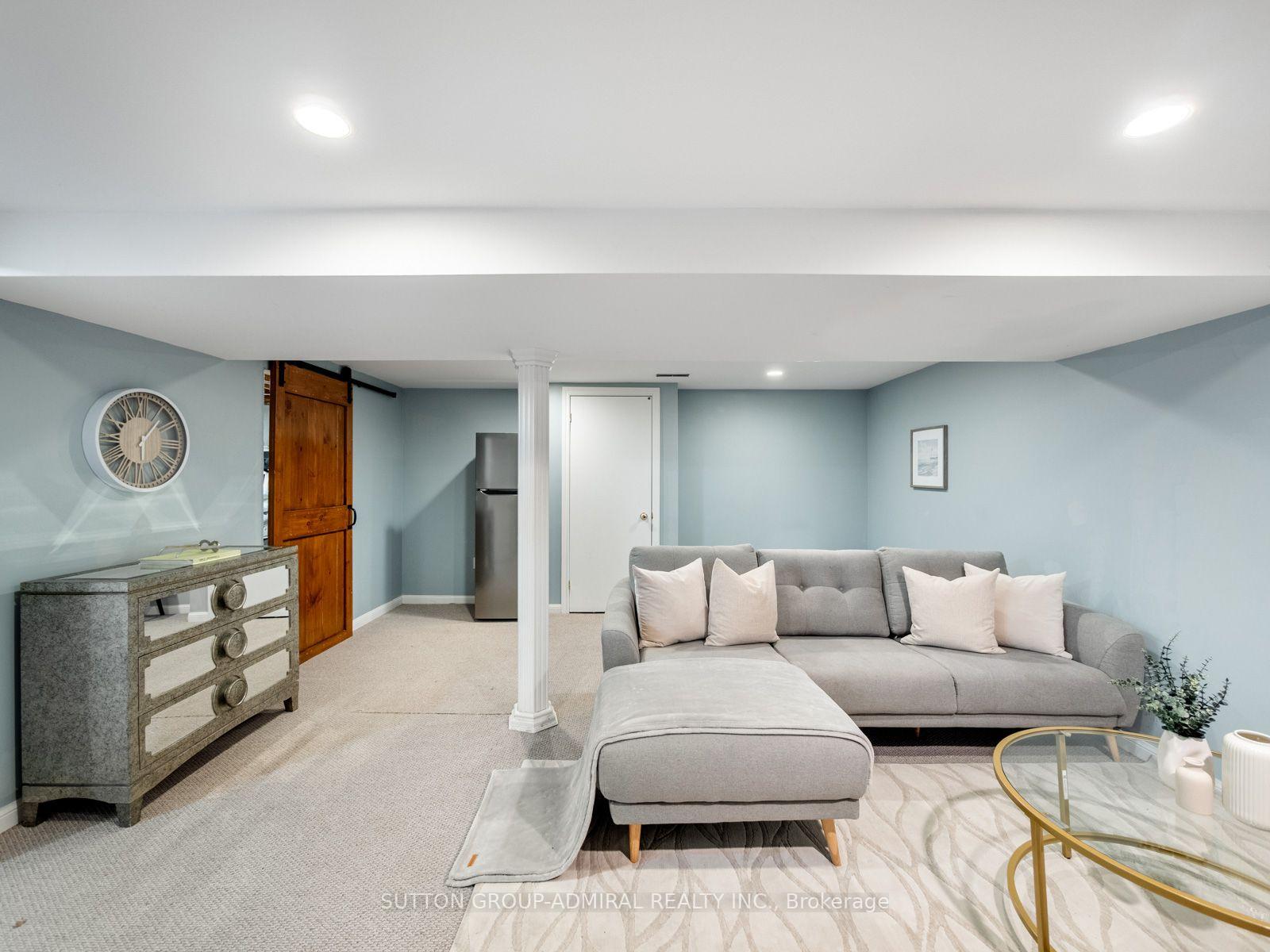 Photo 34 of 52 Sir Bedevere Place, Markham, Markham Village — HOMEH