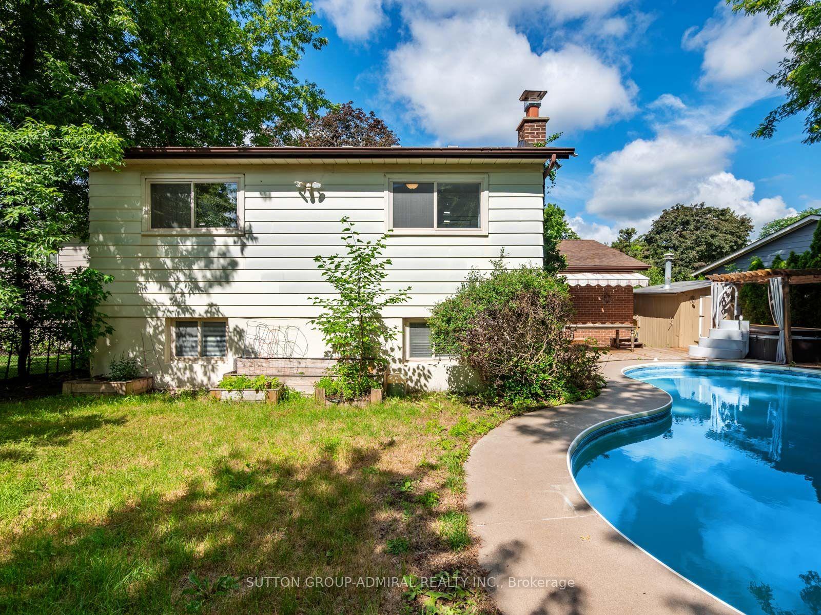 Photo 38 of 52 Sir Bedevere Place, Markham, Markham Village — HOMEH