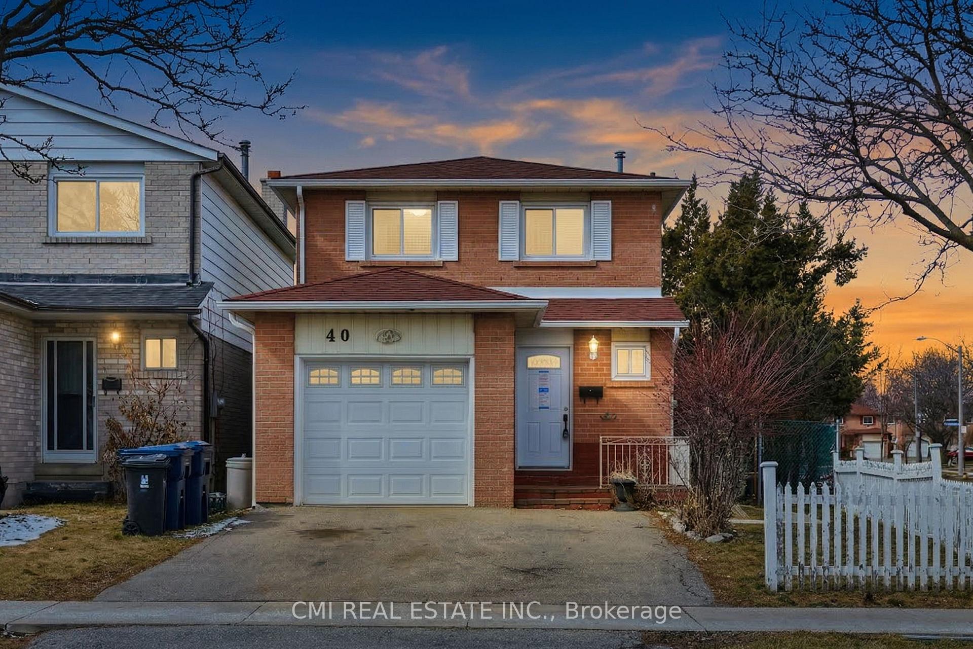 Front of 40 Glen Hollow Avenue