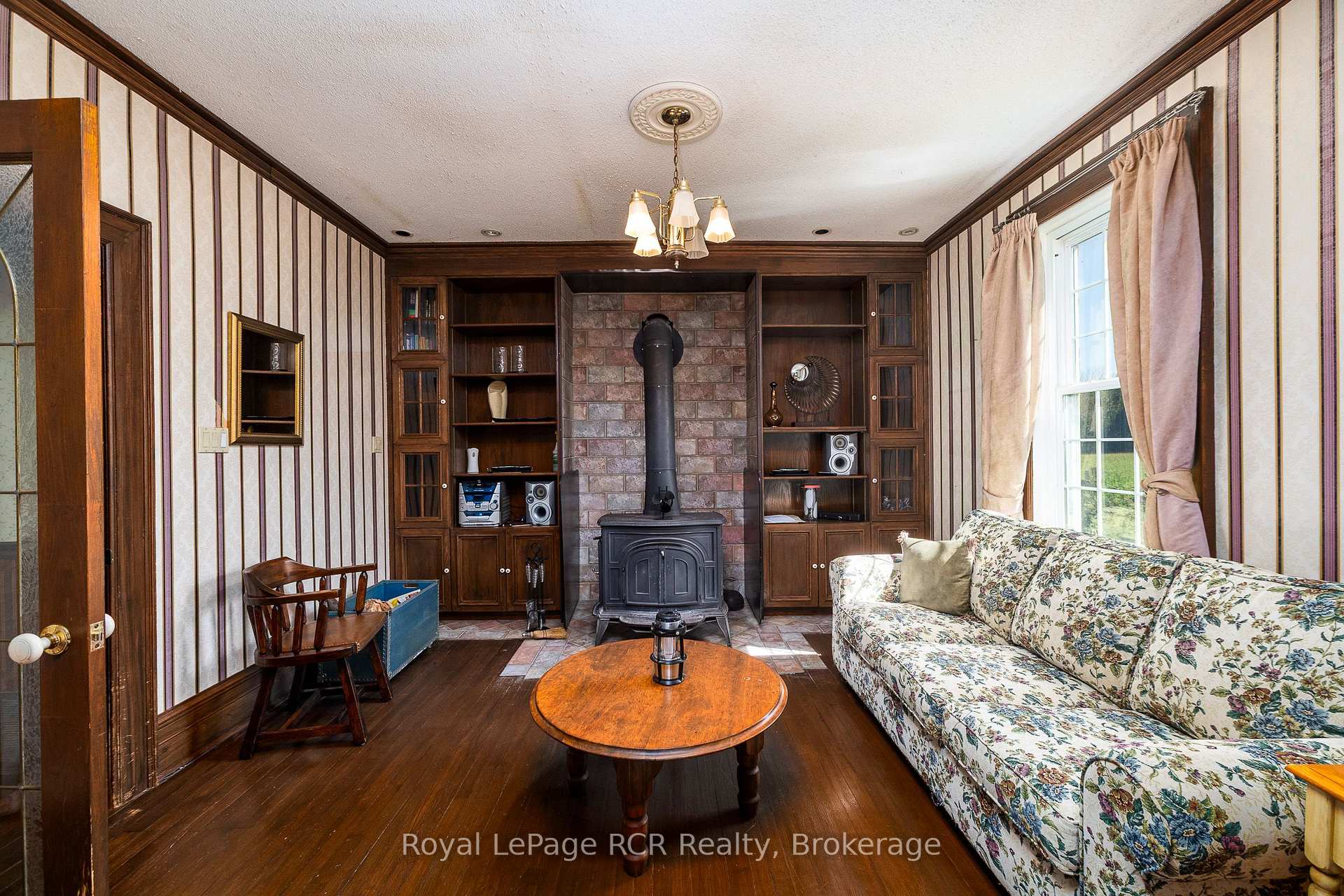 Photo 10 of 404683 Grey Road 4, West Grey — HOMEH