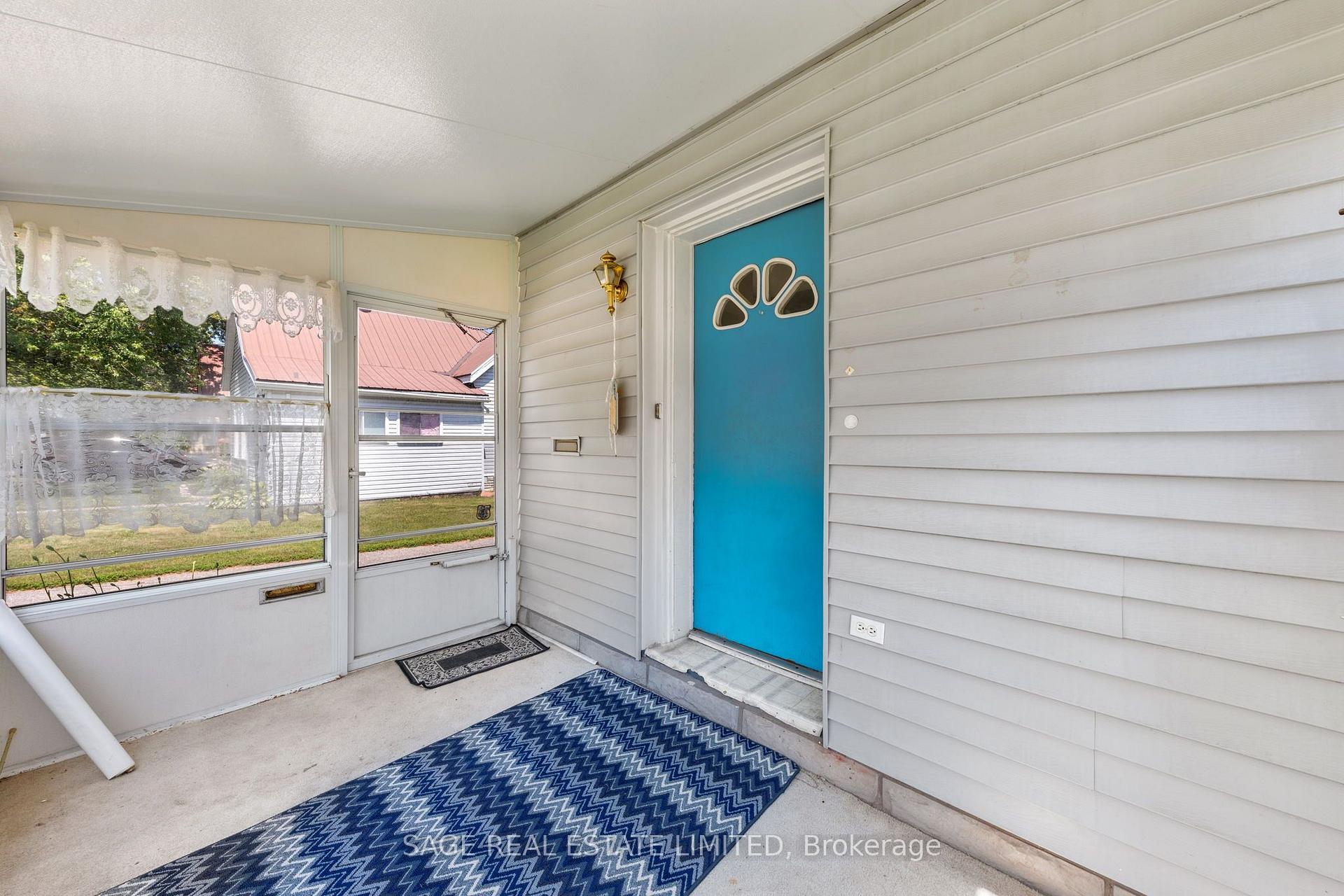 Photo 8 of 369 Queen Street, Midland — HOMEH