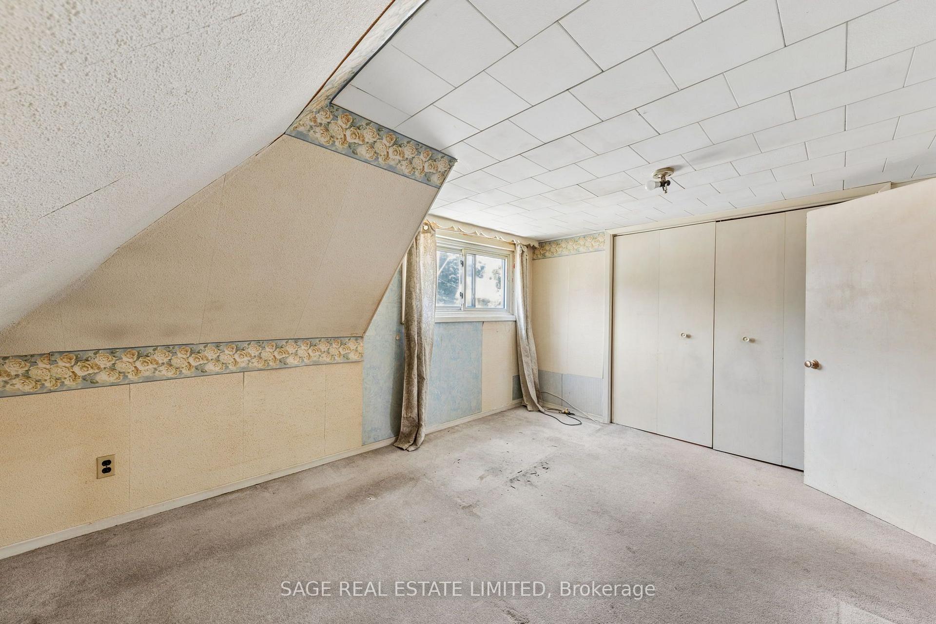 Photo 21 of 369 Queen Street, Midland — HOMEH