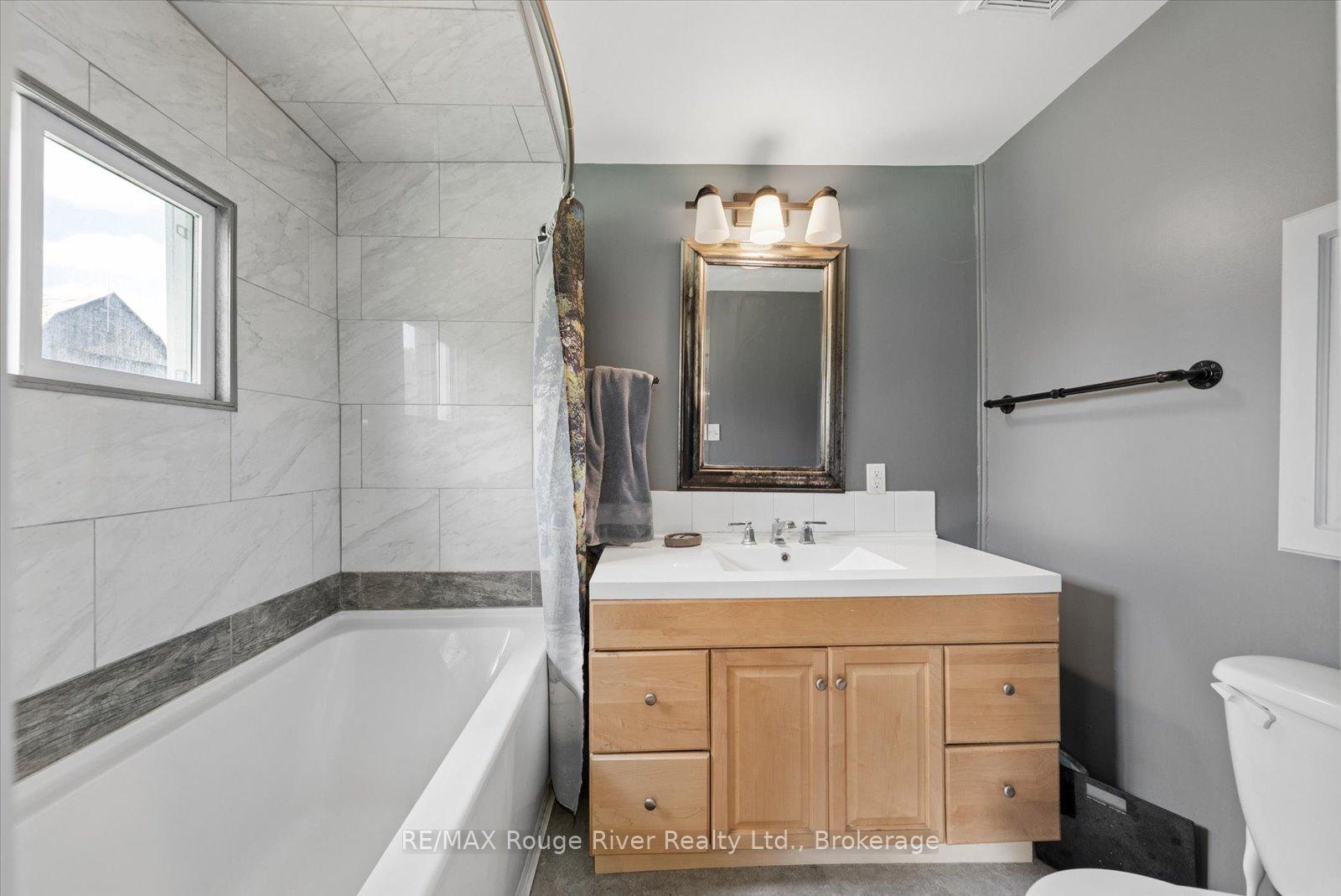 Photo 11 of 128 Jarvis Road, Madoc — HOMEH