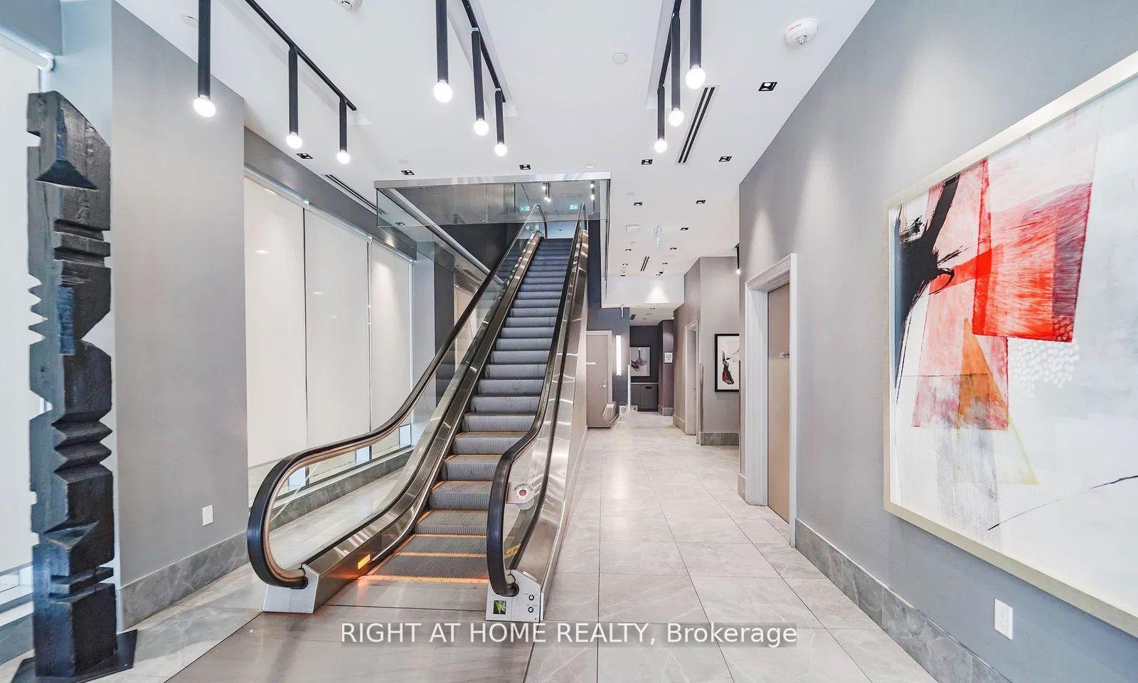 Photo 3 of Unit 710, 50 Wellesley Street E, Toronto, Church-Yonge Corridor — HOMEH