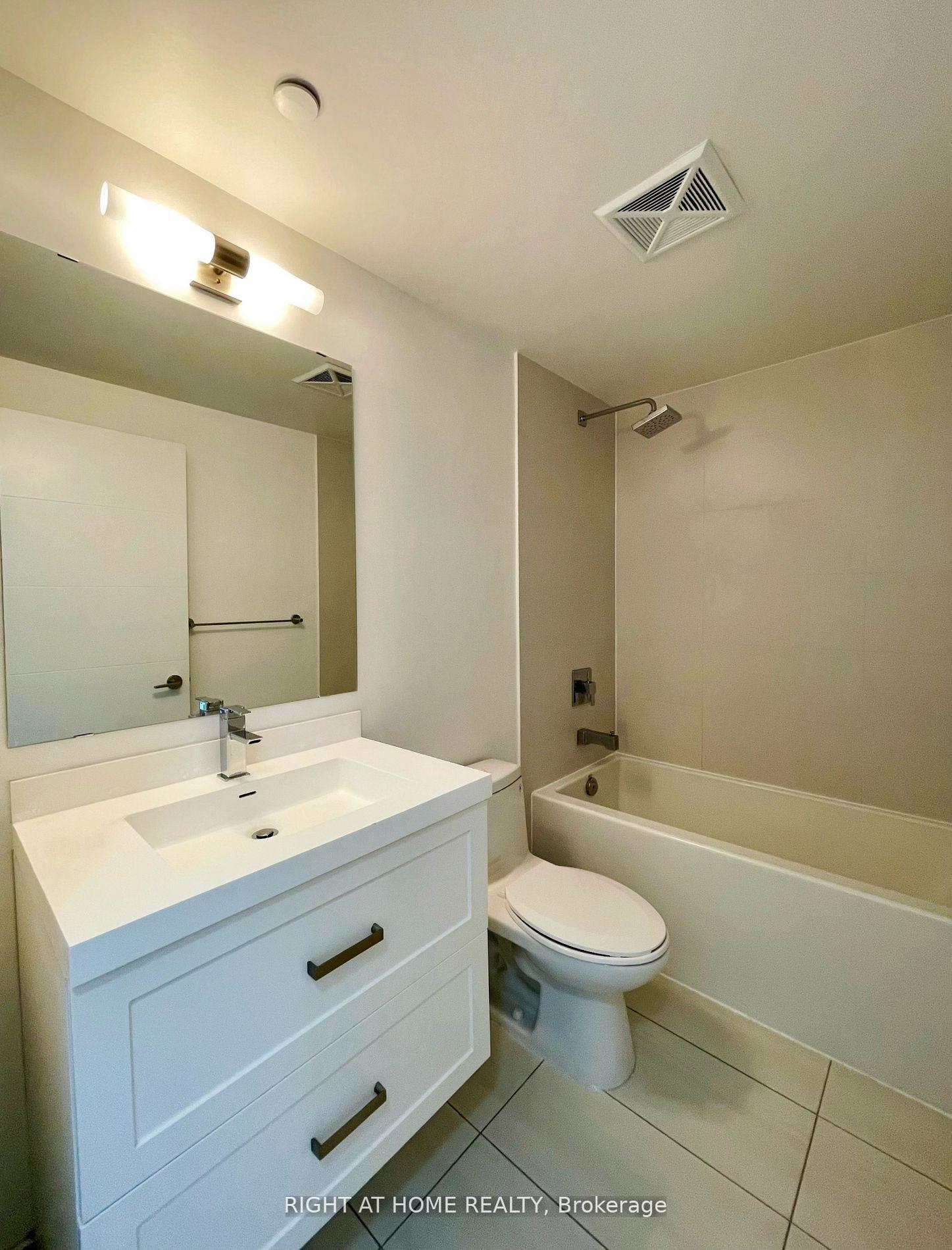 Photo 17 of Unit 710, 50 Wellesley Street E, Toronto, Church-Yonge Corridor — HOMEH