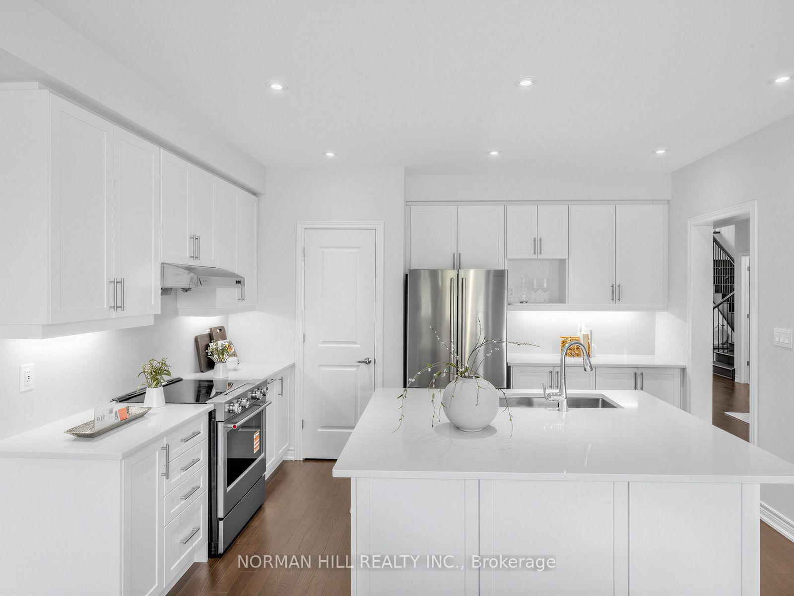 Photo 6 of 113 Antibes Drive, Brampton, Credit Valley — HOMEH