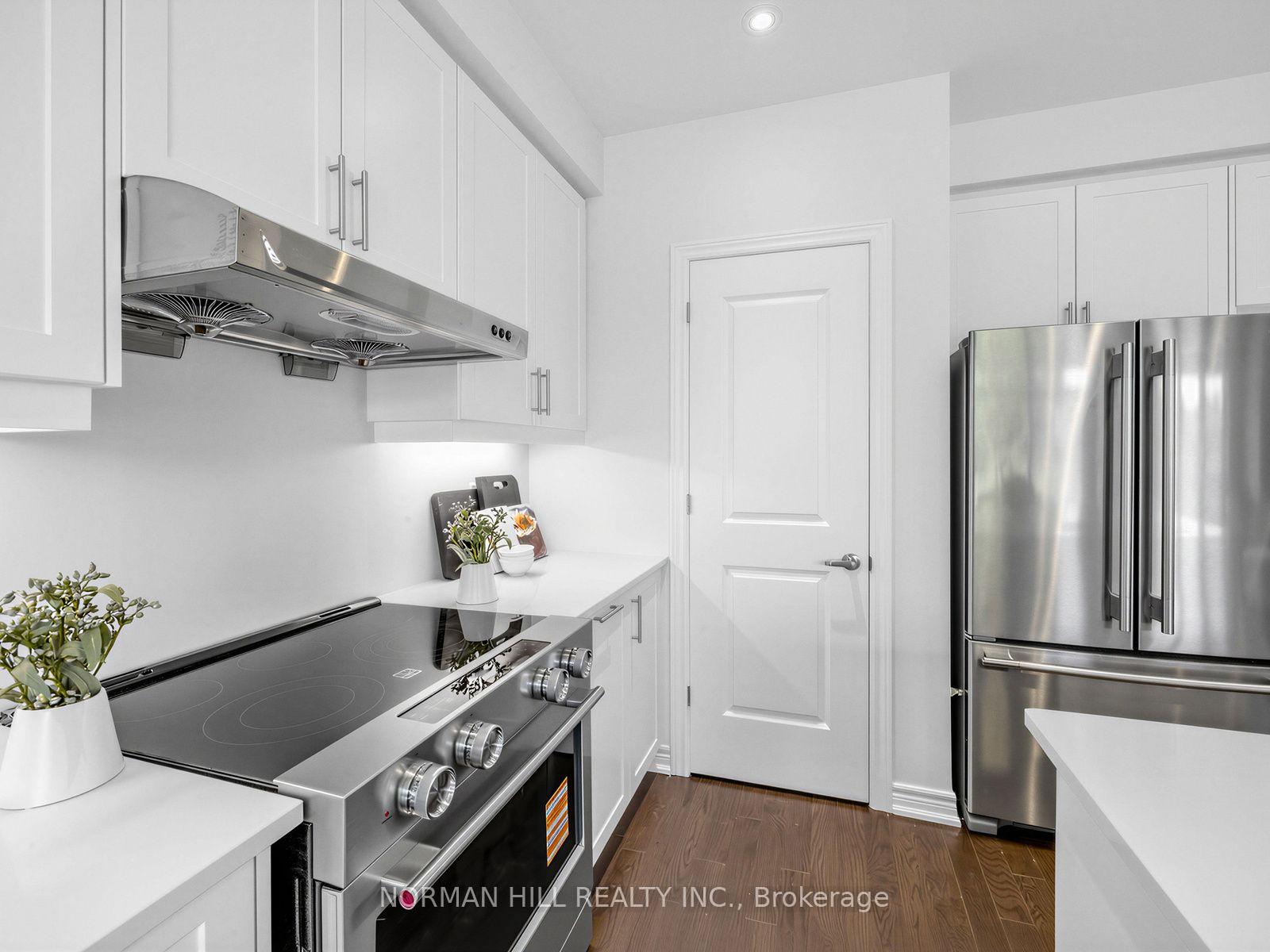 Photo 8 of 113 Antibes Drive, Brampton, Credit Valley — HOMEH