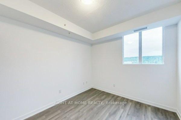 Photo 10 of Unit 413, 550 North Service Road, Grimsby, Grimsby Beach — HOMEH