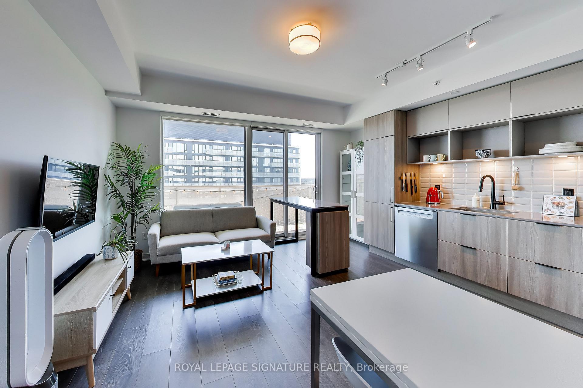 Photo 8 of Unit 1005, 60 Tannery Road, Toronto, Waterfront Communities — HOMEH