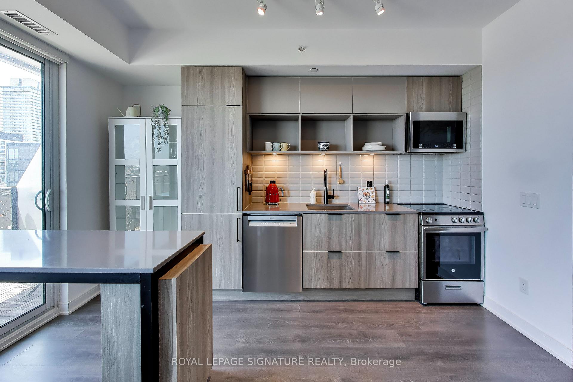 Photo 11 of Unit 1005, 60 Tannery Road, Toronto, Waterfront Communities — HOMEH