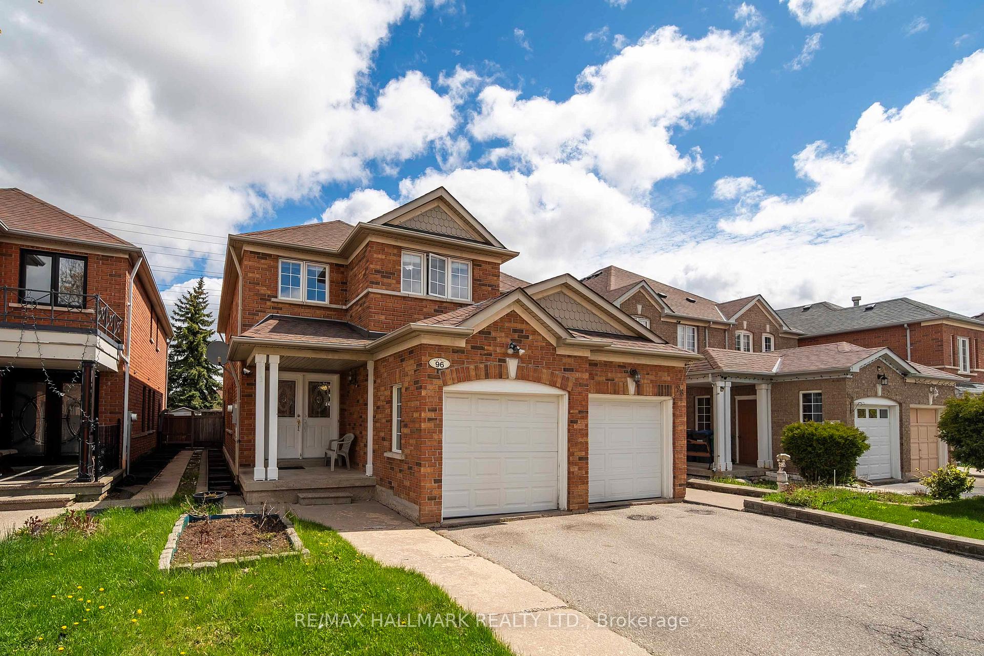 Photo 1 of 96 Olympia Crescent, Brampton, Fletcher's Meadow — HOMEH