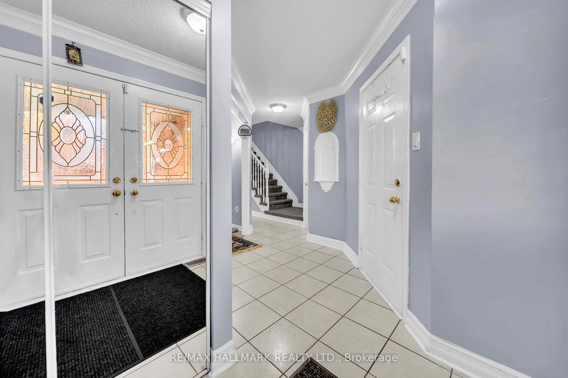 Photo 3 of 96 Olympia Crescent, Brampton, Fletcher's Meadow — HOMEH