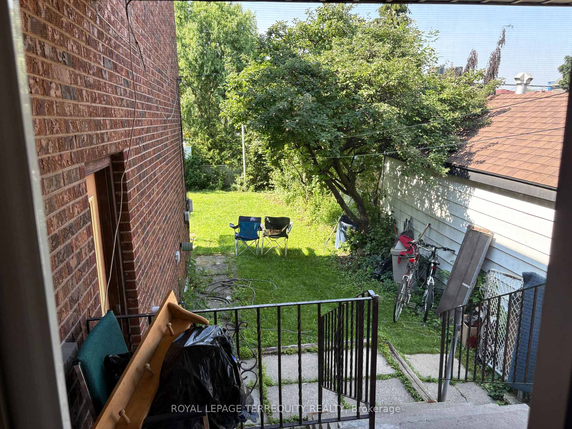Photo 6 of 40 MacDonald Street, Etobicoke, Mimico — HOMEH