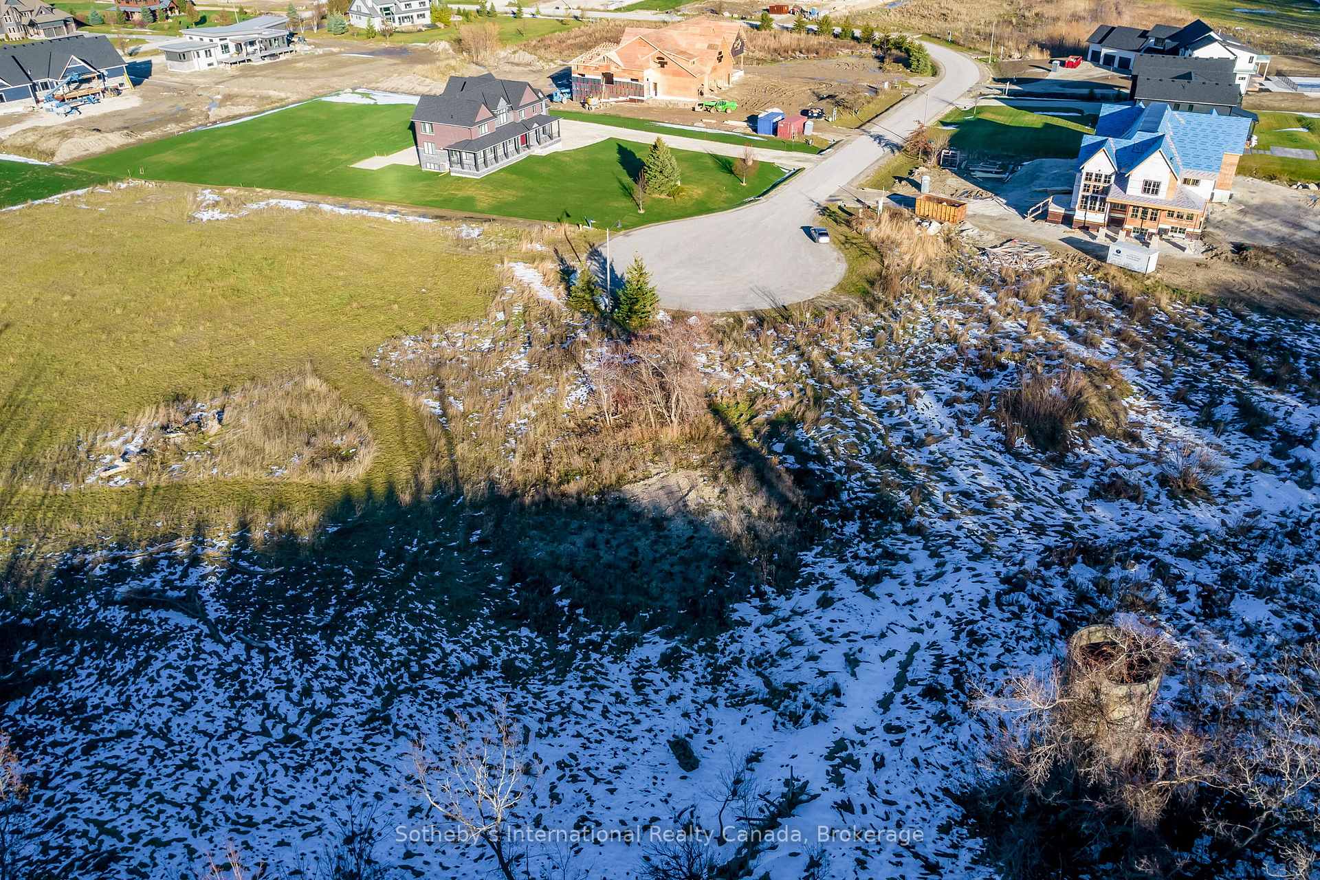 Photo 5 of 21 Raintree Court, Clearview, Rural Clearview — HOMEH
