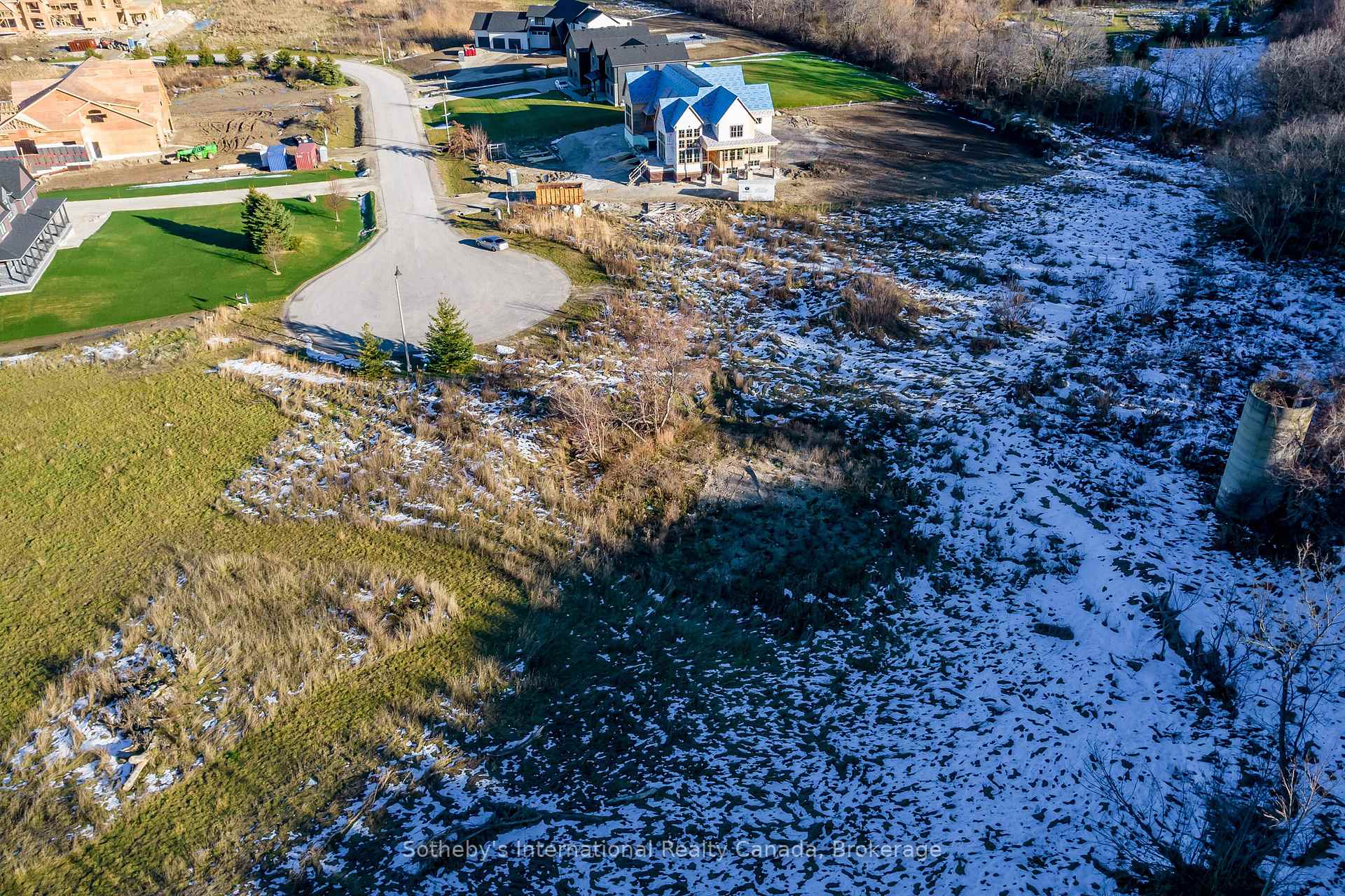 Photo 6 of 21 Raintree Court, Clearview, Rural Clearview — HOMEH
