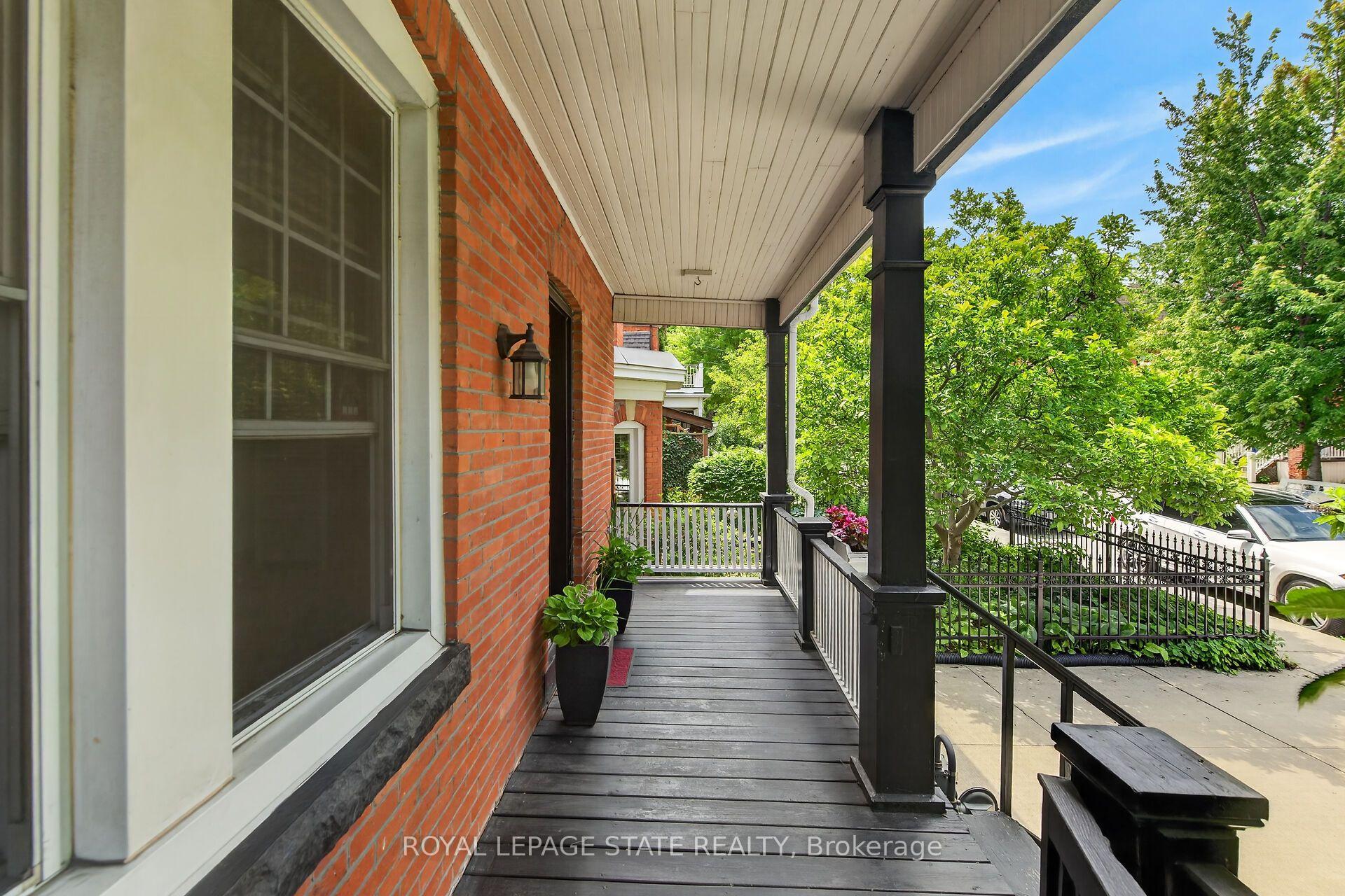 Photo 4 of 169 Emerald Street S, Hamilton, Stinson — HOMEH