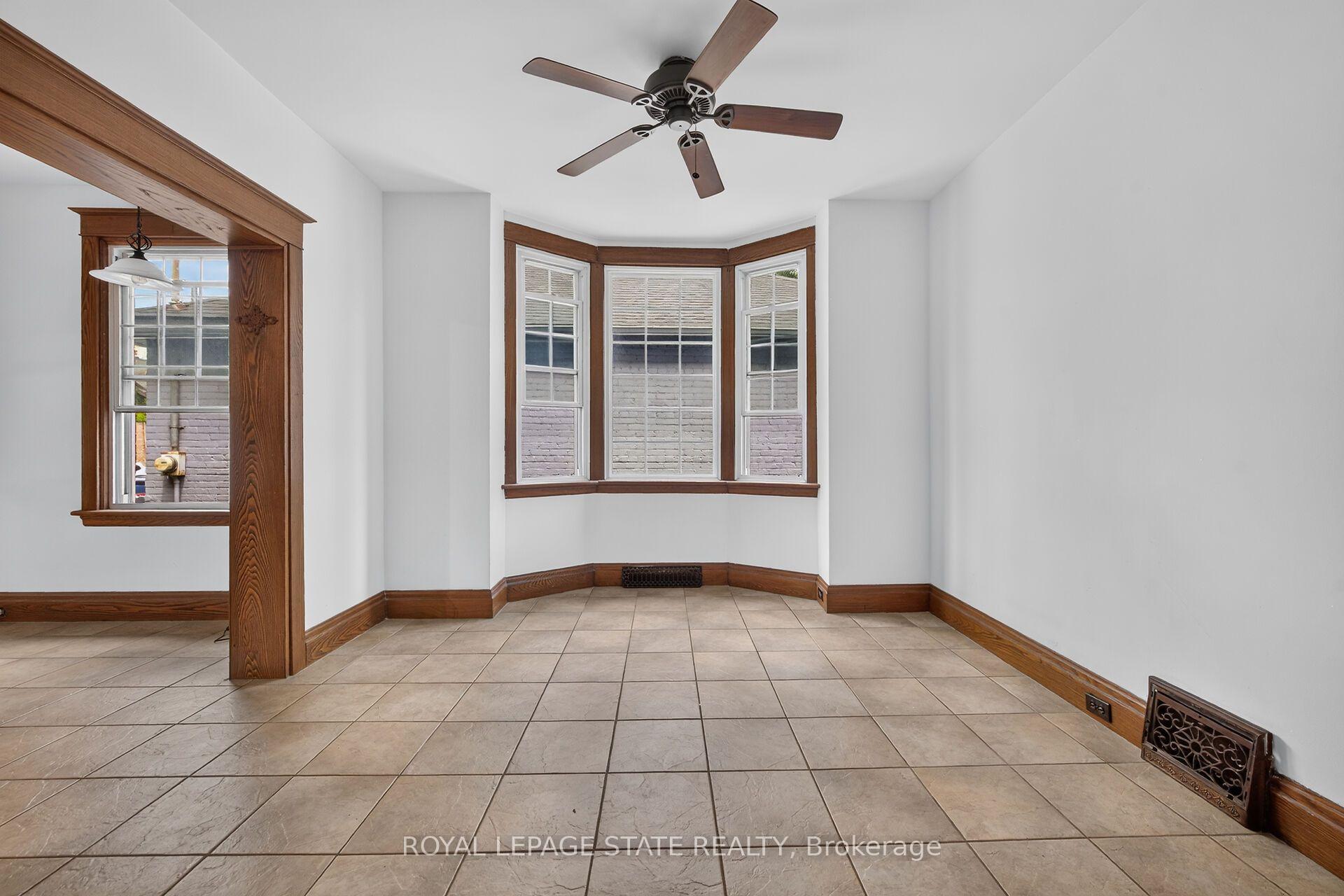 Photo 16 of 169 Emerald Street S, Hamilton, Stinson — HOMEH