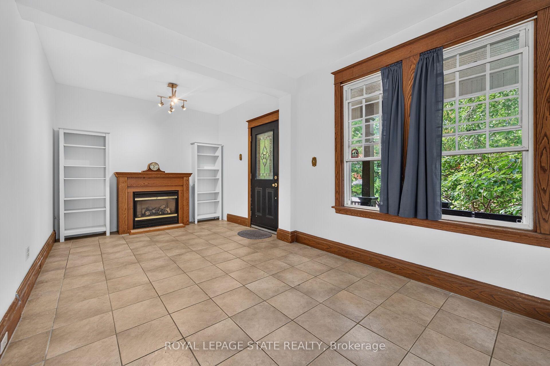 Photo 19 of 169 Emerald Street S, Hamilton, Stinson — HOMEH