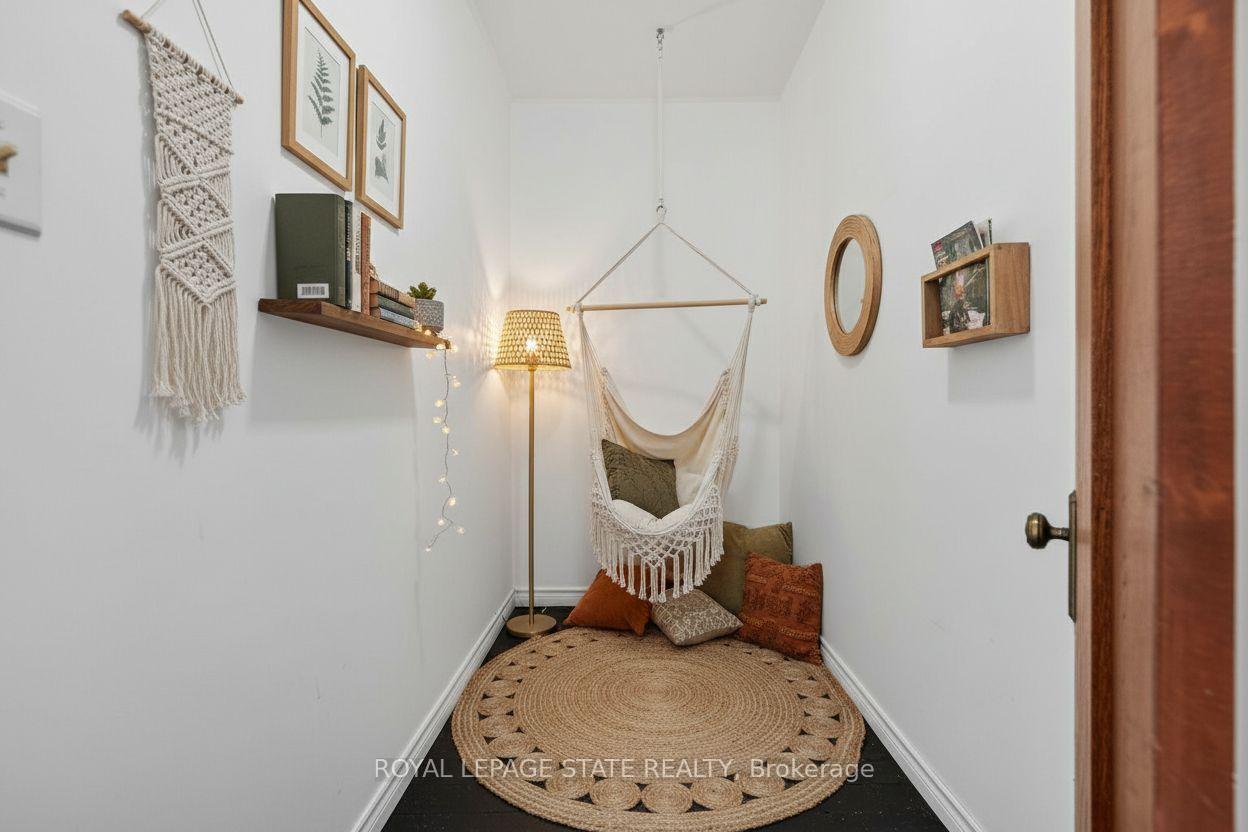 Photo 22 of 169 Emerald Street S, Hamilton, Stinson — HOMEH