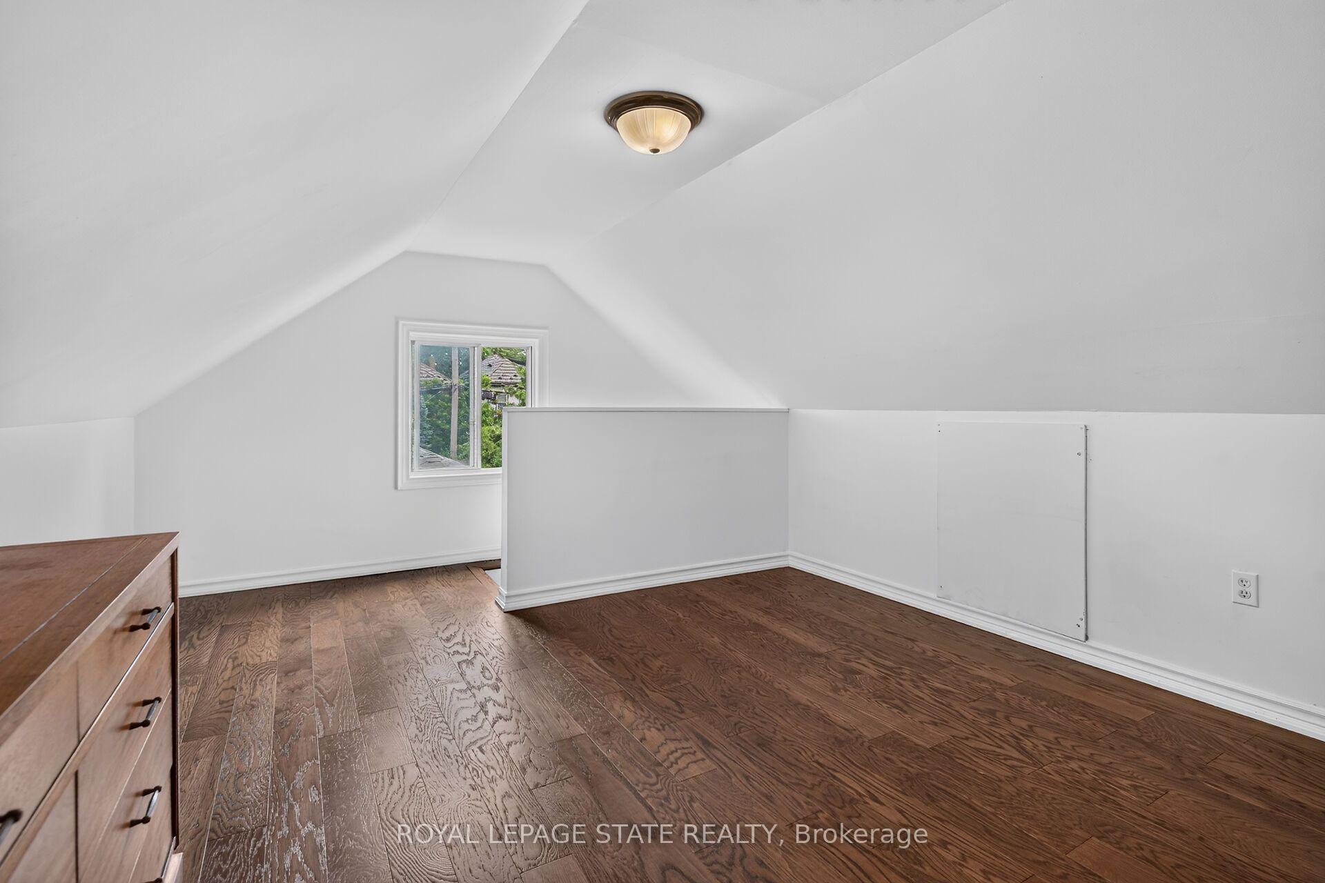 Photo 30 of 169 Emerald Street S, Hamilton, Stinson — HOMEH