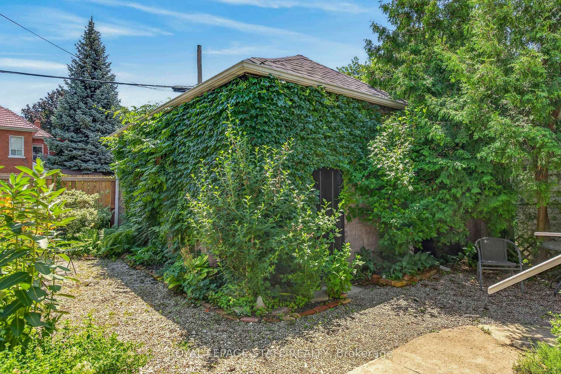 Photo 35 of 169 Emerald Street S, Hamilton, Stinson — HOMEH
