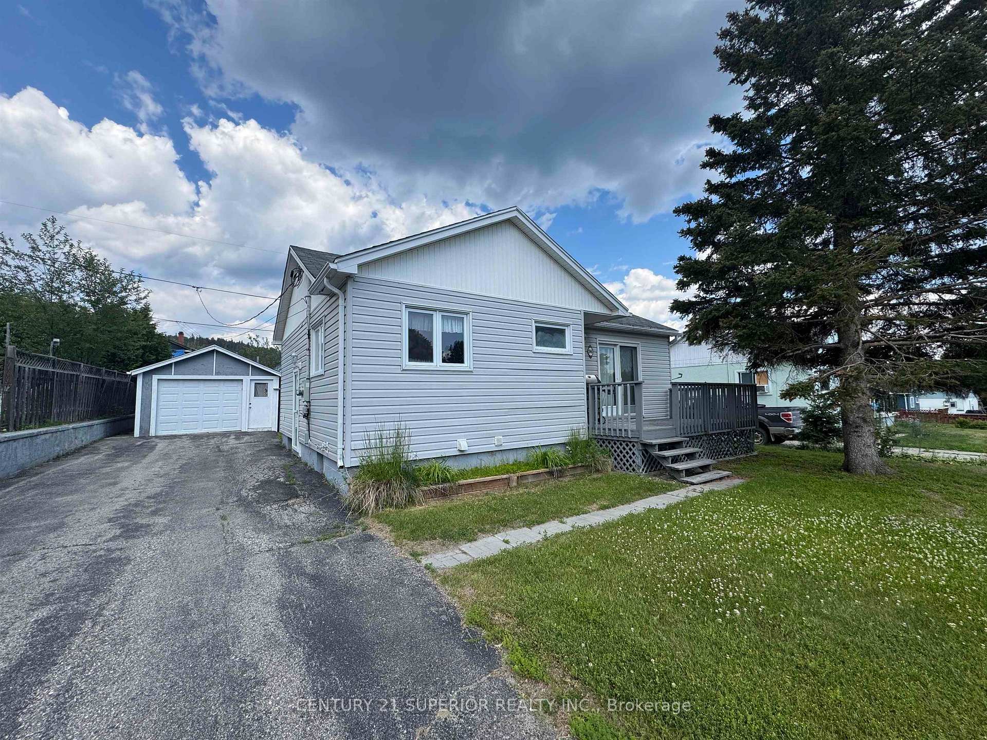 Photo 2 of 96 Warbler Drive, Manitouwadge, TB-73 — HOMEH
