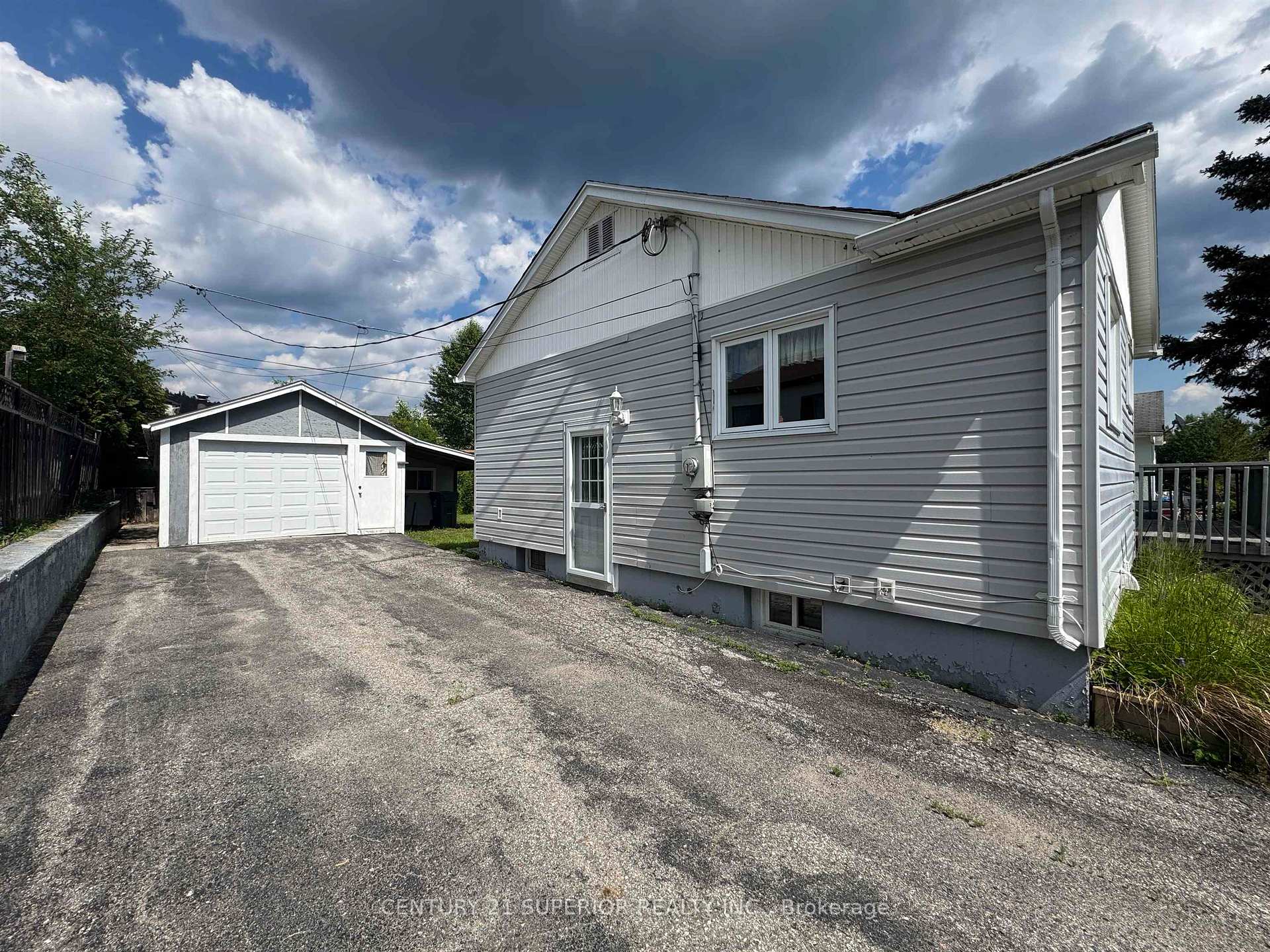 Photo 4 of 96 Warbler Drive, Manitouwadge, TB-73 — HOMEH