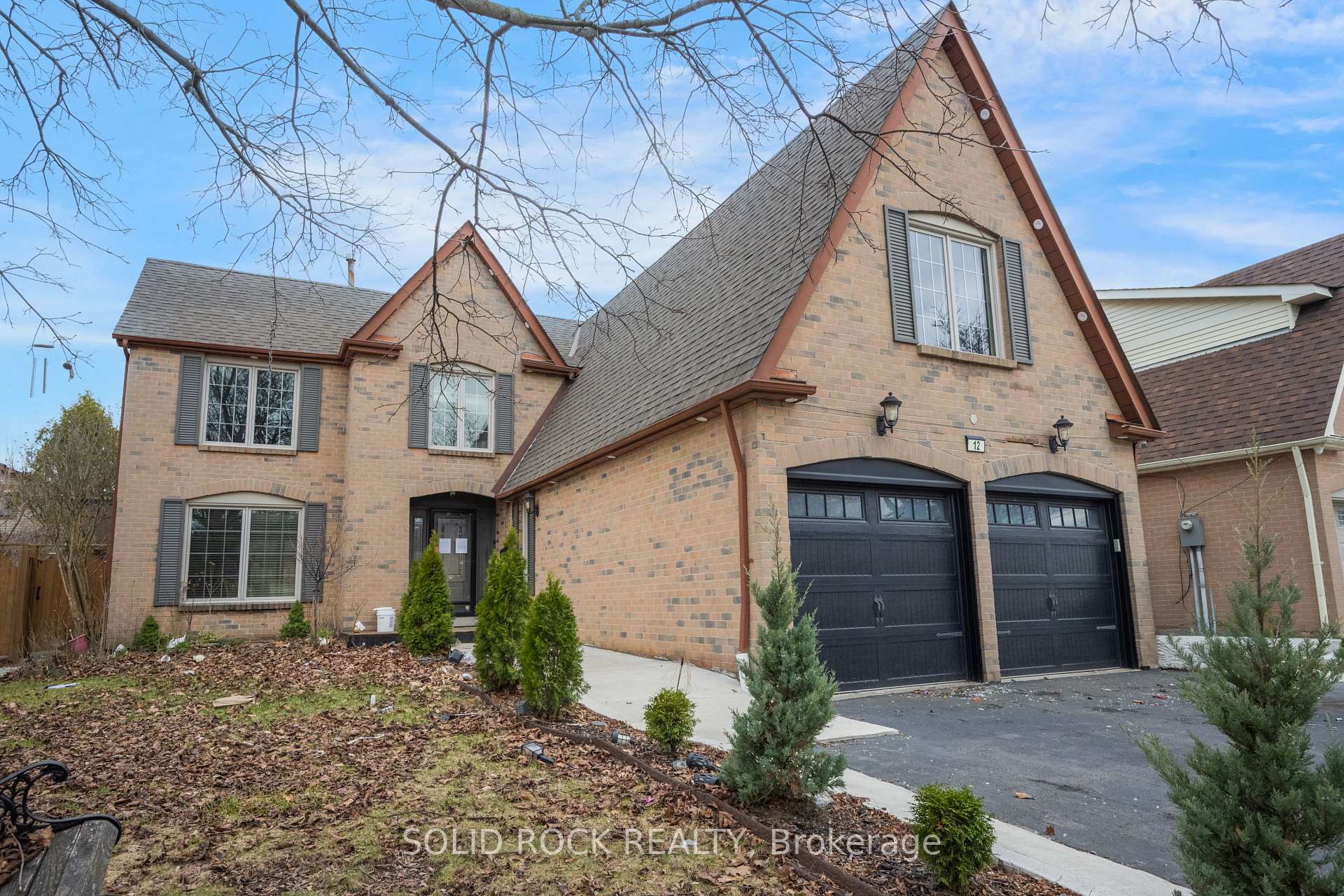 Photo 2 of 12 Torrance Woods, Brampton, Fletcher's West — HOMEH