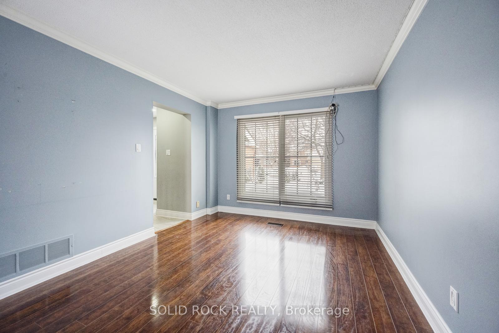 Photo 6 of 12 Torrance Woods, Brampton, Fletcher's West — HOMEH