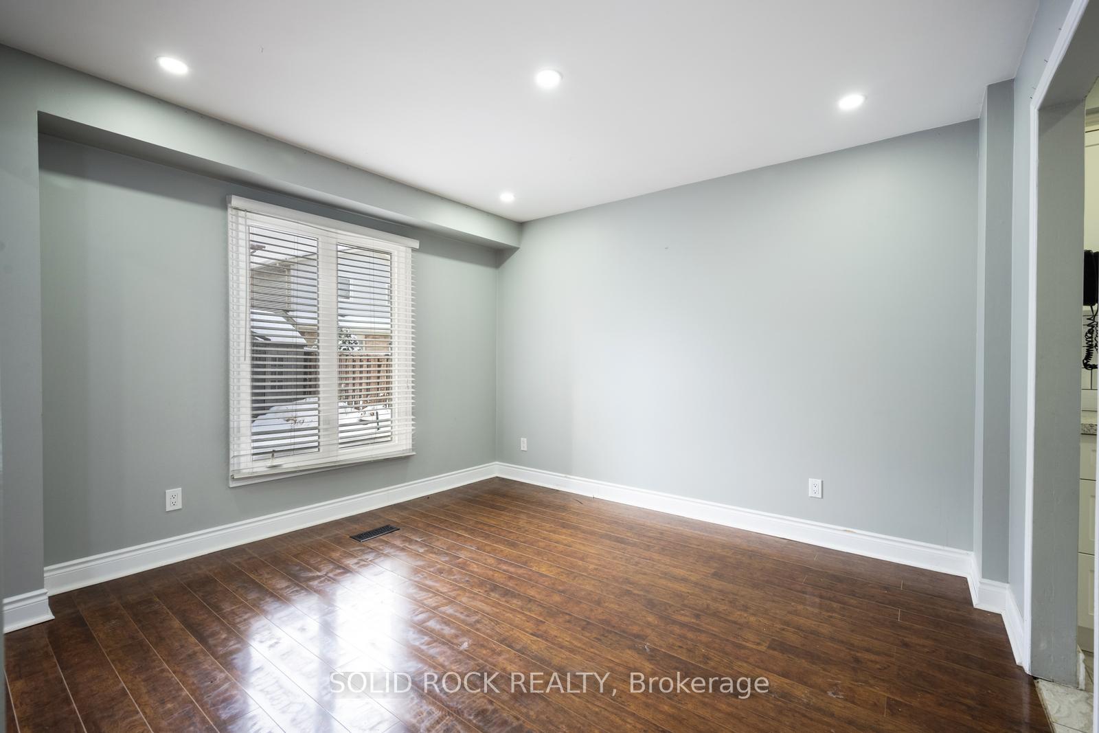 Photo 12 of 12 Torrance Woods, Brampton, Fletcher's West — HOMEH