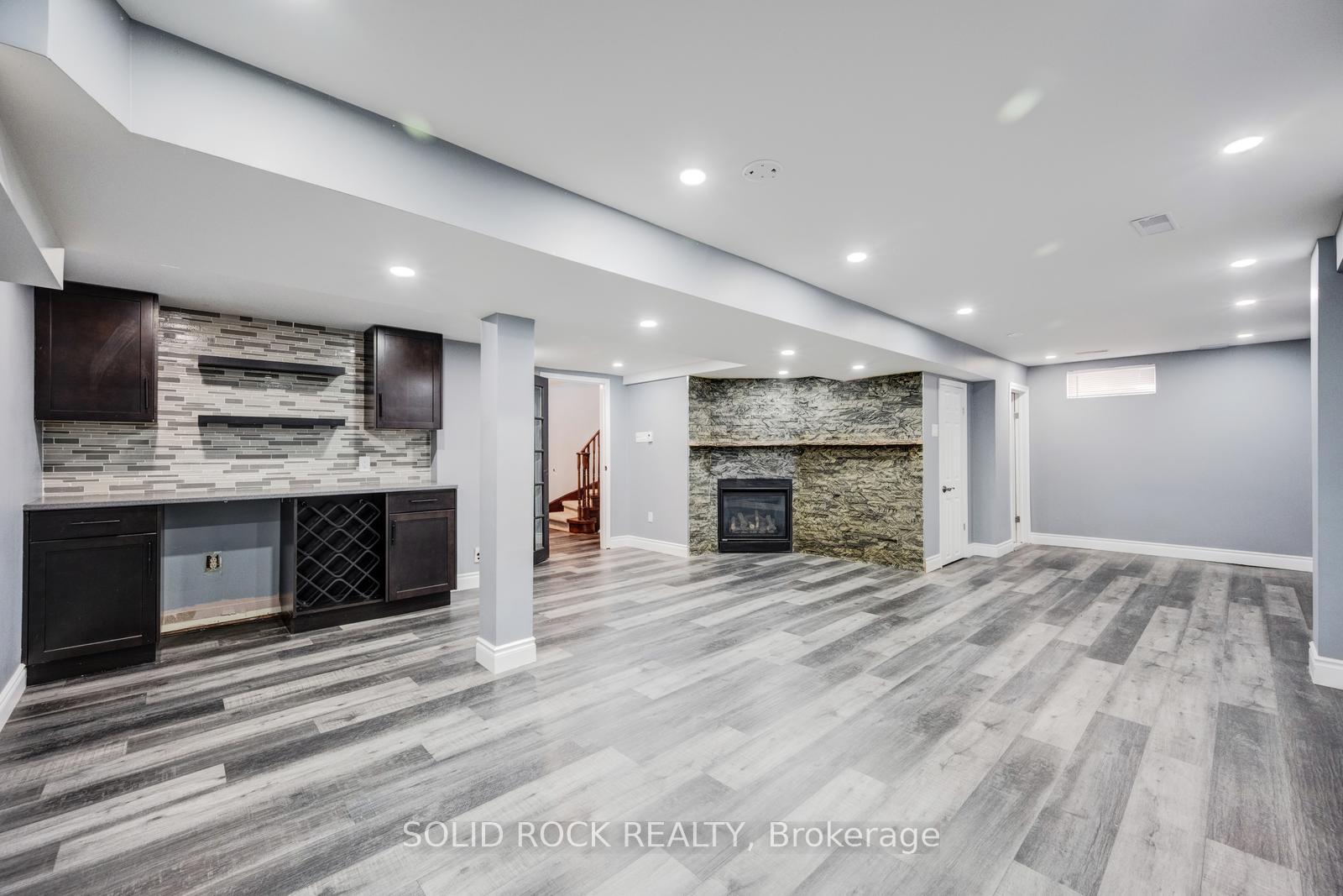 Photo 40 of 12 Torrance Woods, Brampton, Fletcher's West — HOMEH