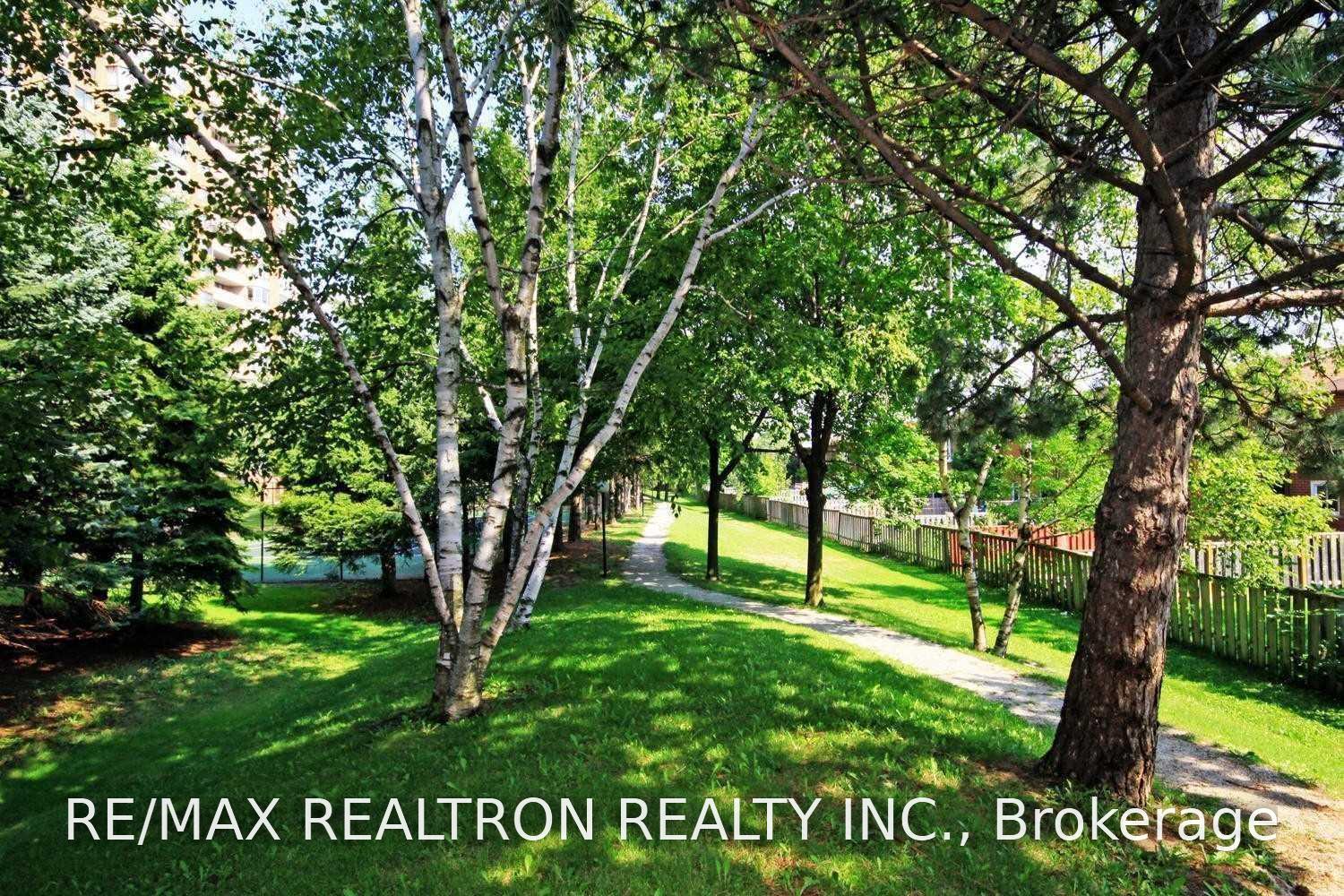 Photo 18 of Unit Ph12, 7601 Bathurst Street, Vaughan, Crestwood-Springfarm-Yorkhill — HOMEH