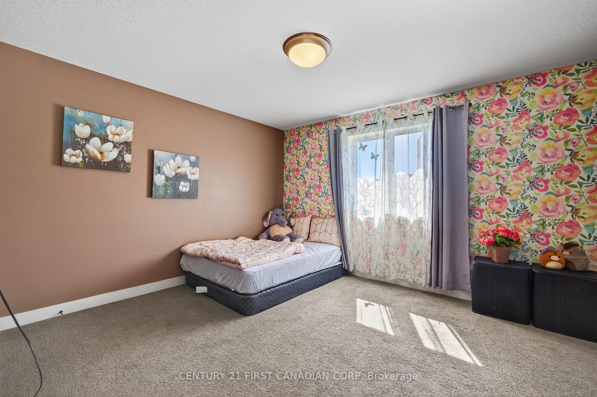 Photo 27 of 703 Zaifman Circle, London, North B — HOMEH