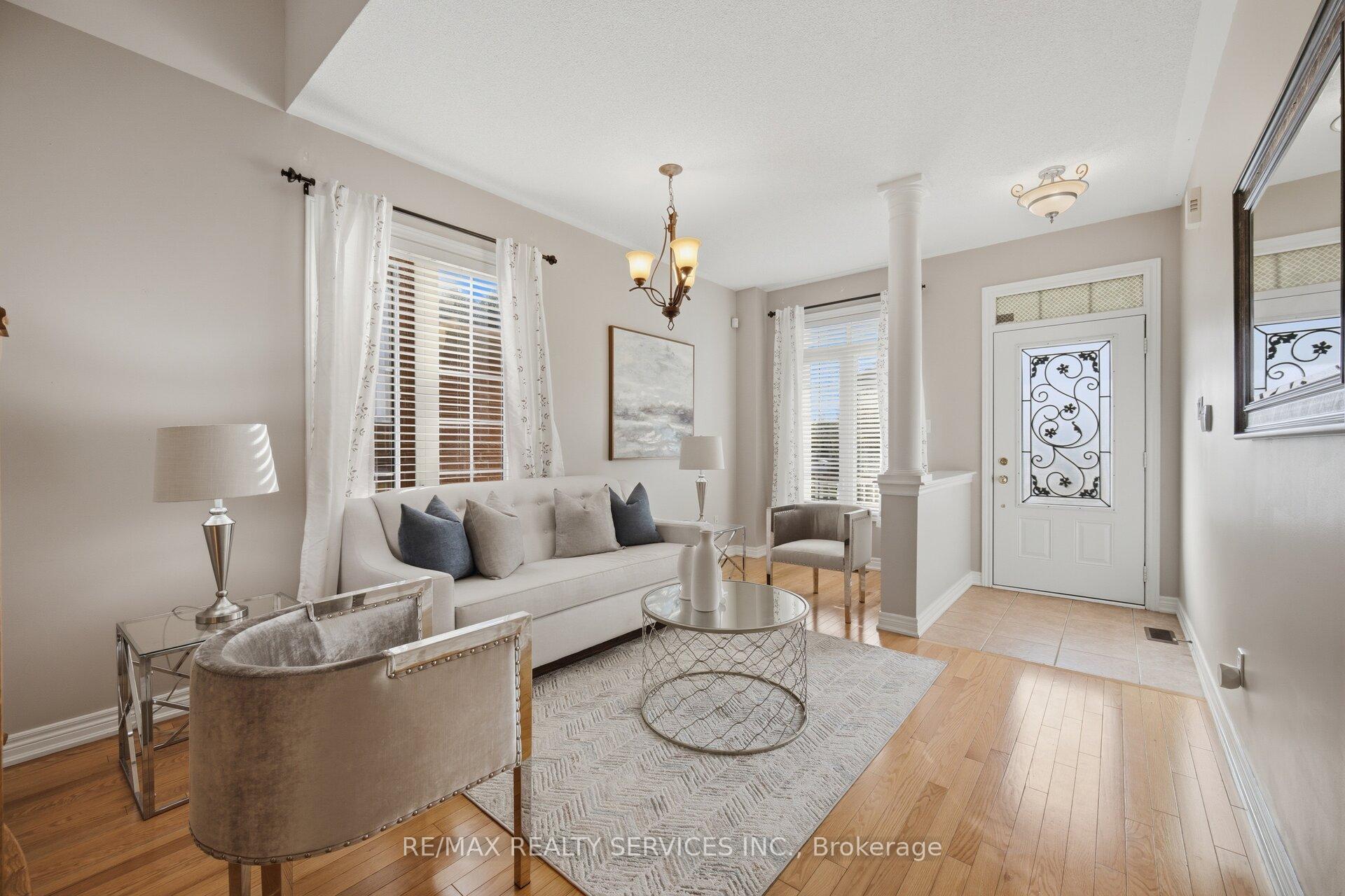 Photo 3 of 157 Father Tobin Road, Brampton, Sandringham-Wellington — HOMEH