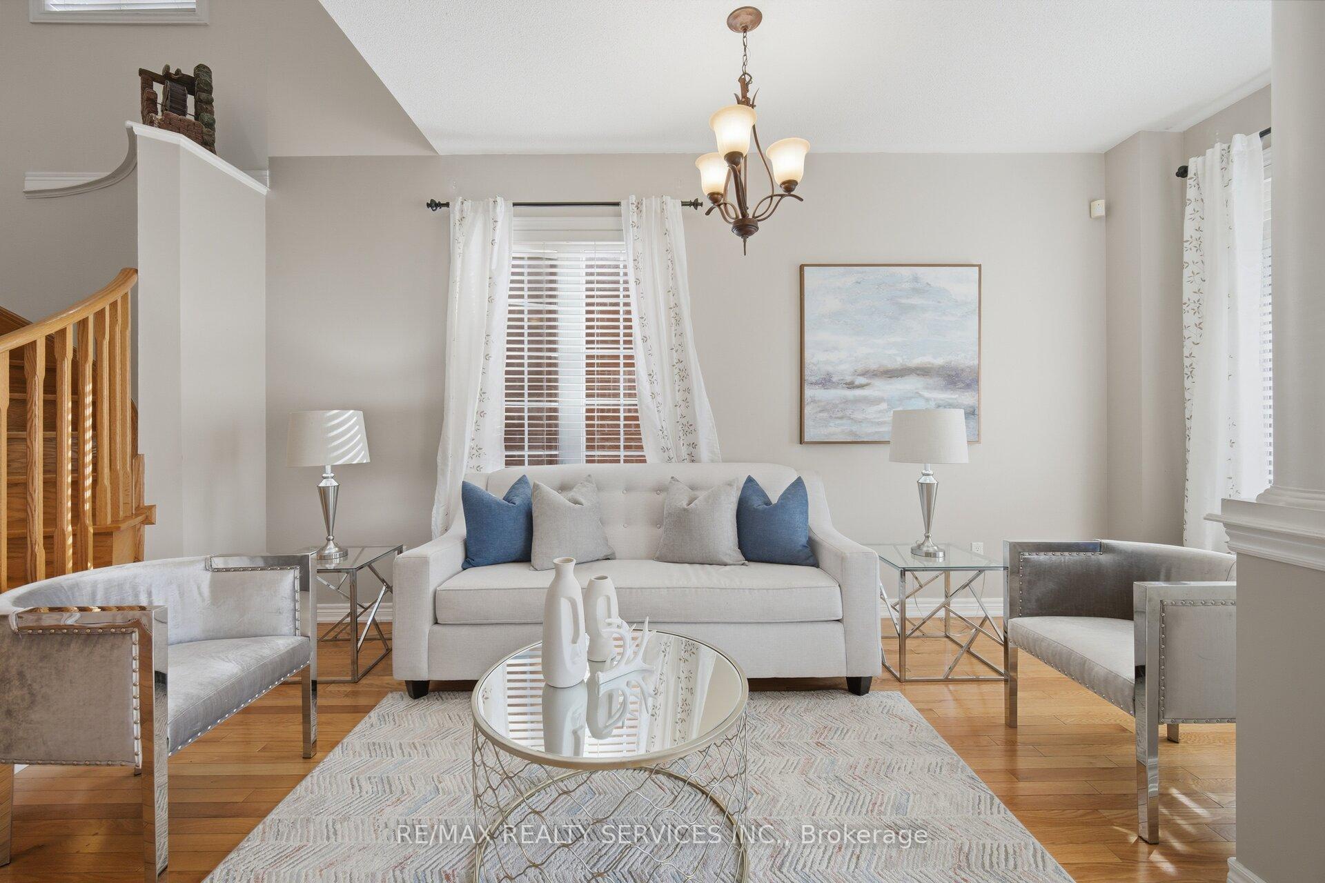 Photo 5 of 157 Father Tobin Road, Brampton, Sandringham-Wellington — HOMEH