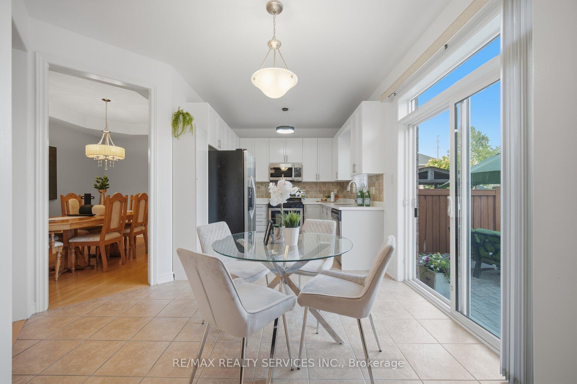 Photo 12 of 157 Father Tobin Road, Brampton, Sandringham-Wellington — HOMEH