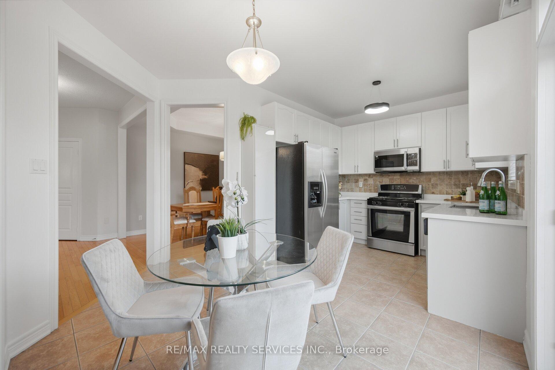 Photo 14 of 157 Father Tobin Road, Brampton, Sandringham-Wellington — HOMEH