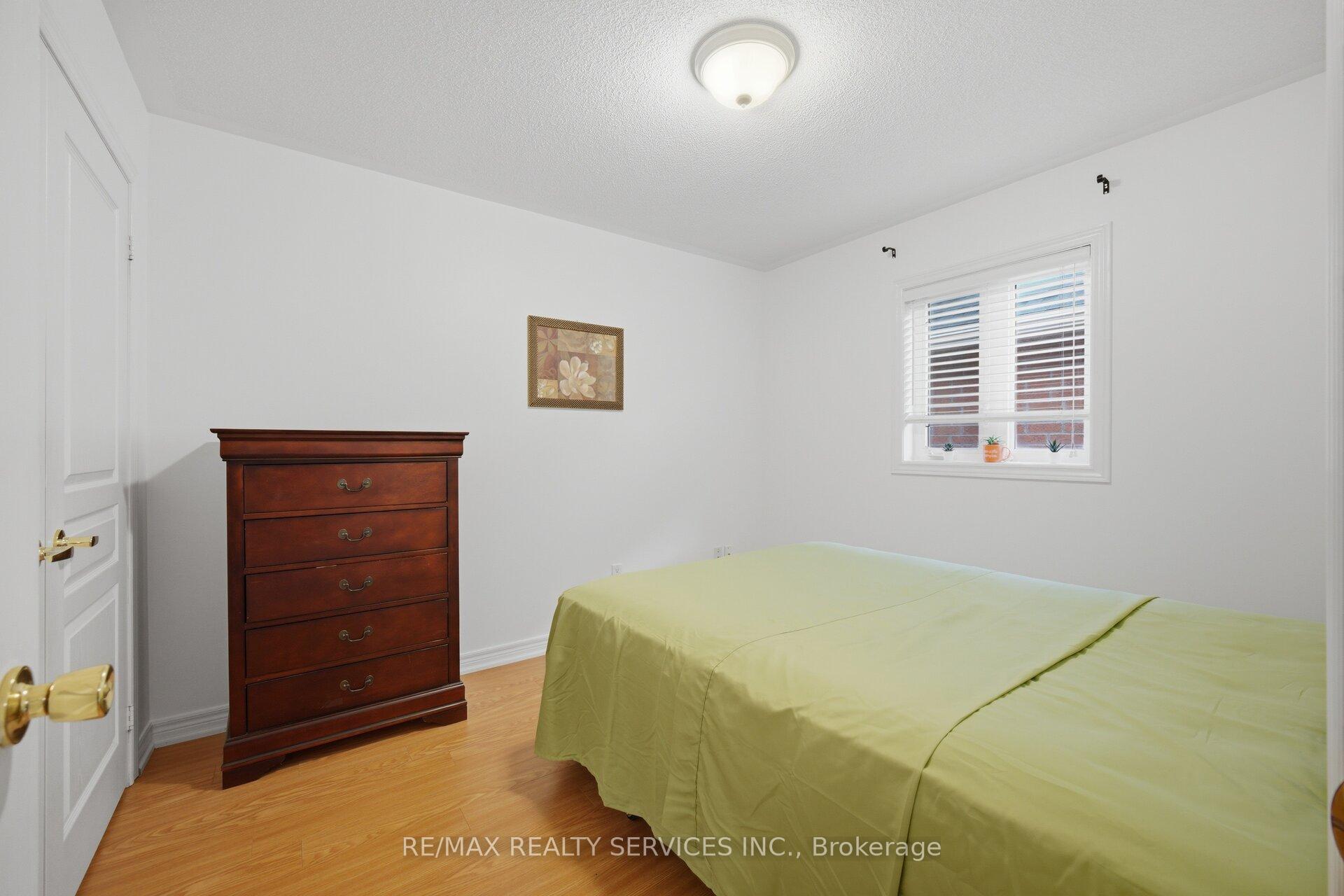 Photo 33 of 157 Father Tobin Road, Brampton, Sandringham-Wellington — HOMEH