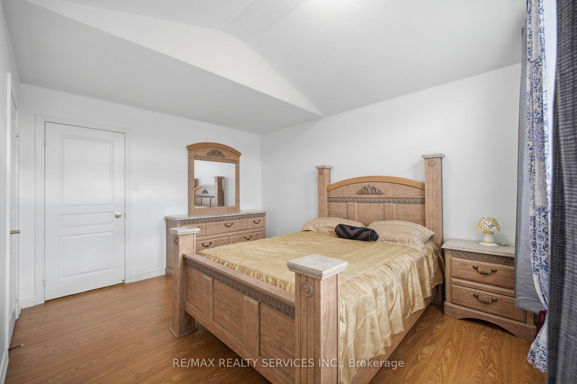 Photo 36 of 157 Father Tobin Road, Brampton, Sandringham-Wellington — HOMEH