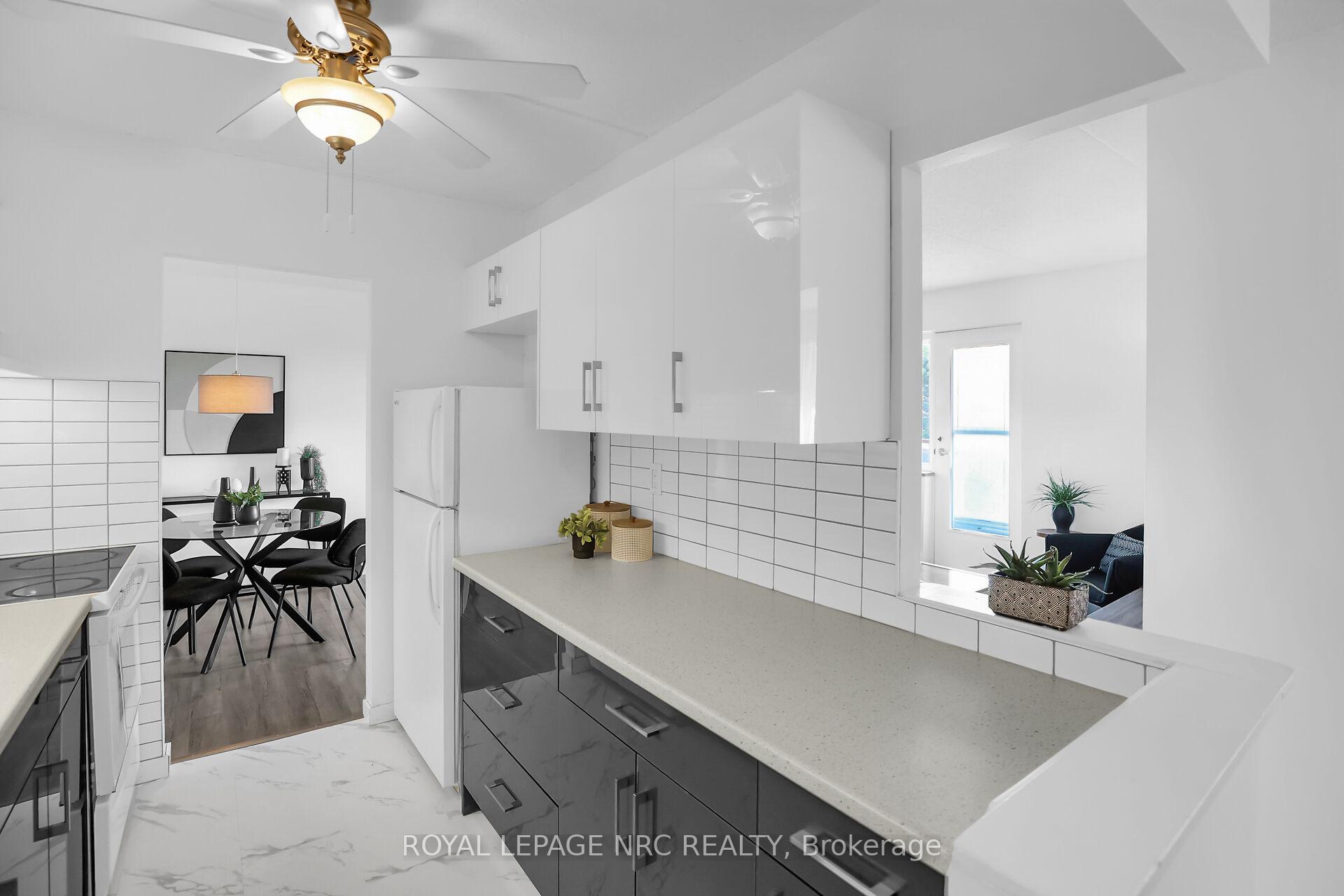 Photo 6 of Unit 208, 196 Scott Street, St. Catharines, Fairview — HOMEH