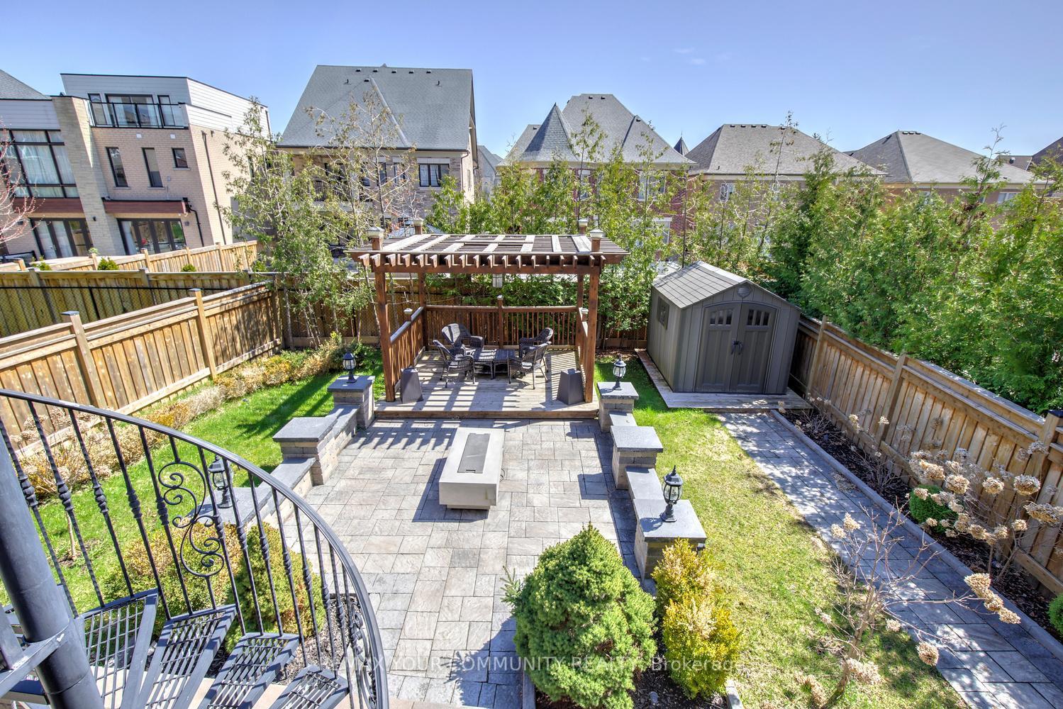 Photo 4 of 75 Baldry Avenue, Vaughan, Patterson — HOMEH