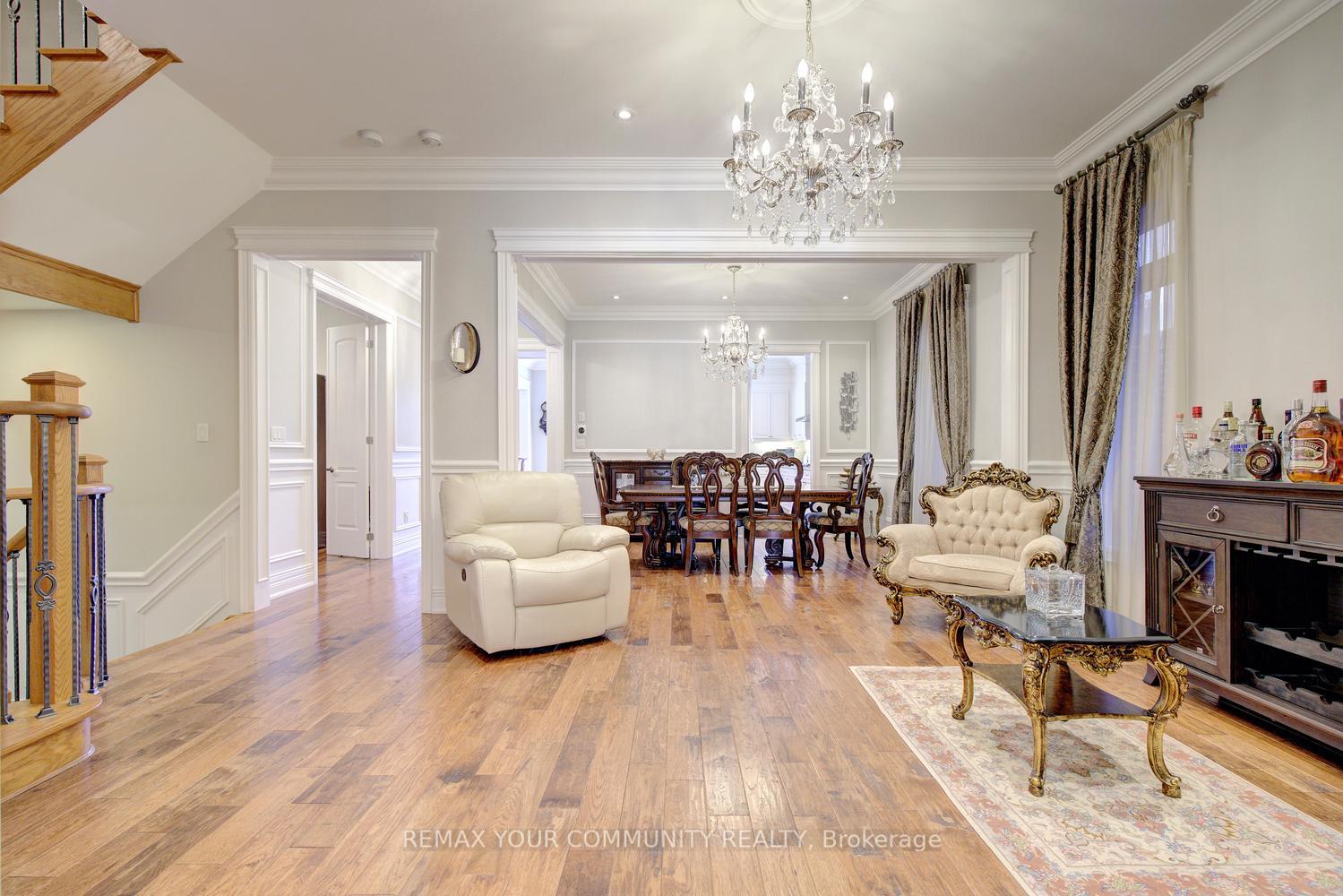 Photo 11 of 75 Baldry Avenue, Vaughan, Patterson — HOMEH