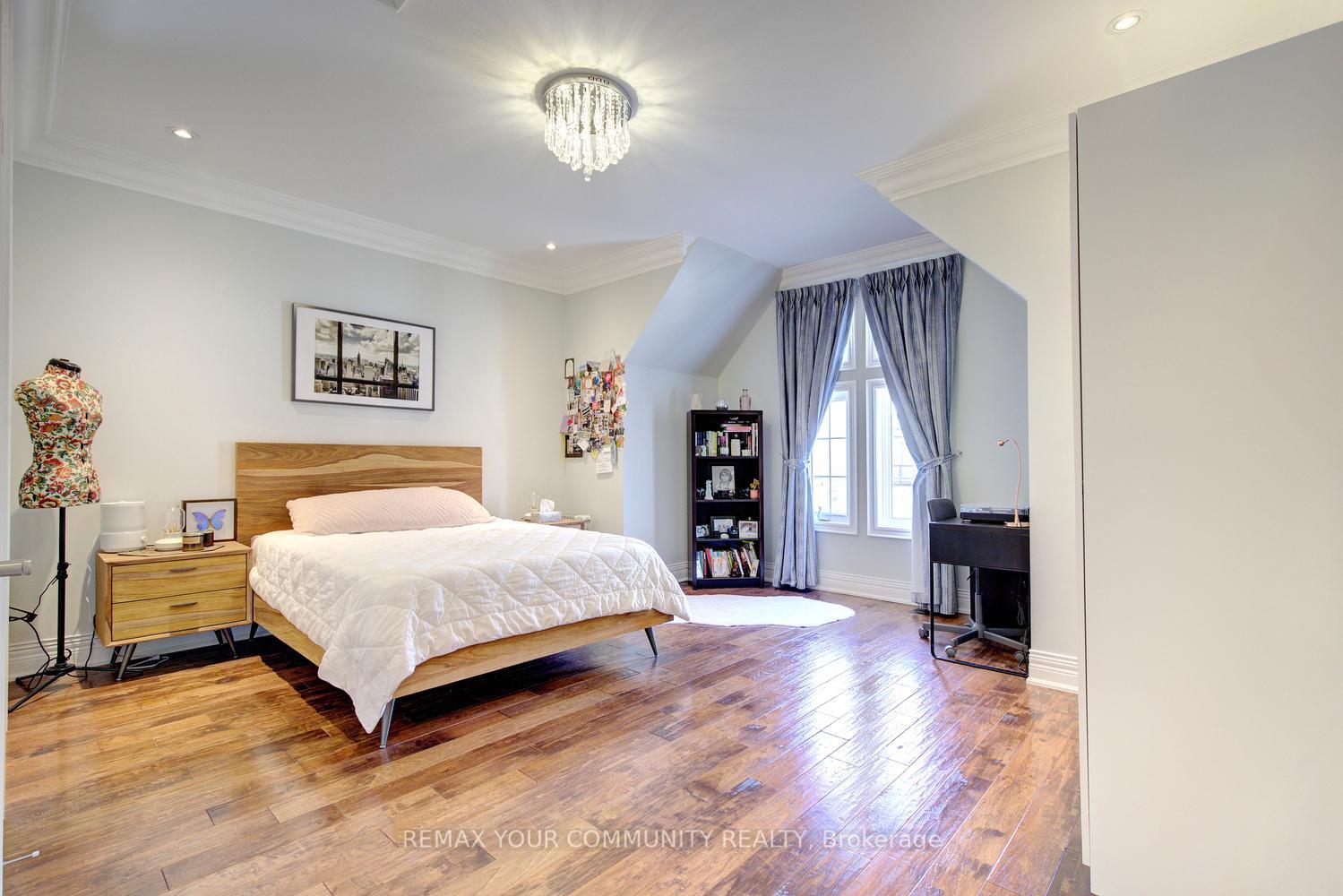Photo 30 of 75 Baldry Avenue, Vaughan, Patterson — HOMEH