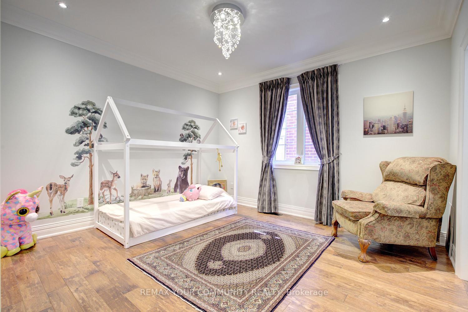 Photo 34 of 75 Baldry Avenue, Vaughan, Patterson — HOMEH