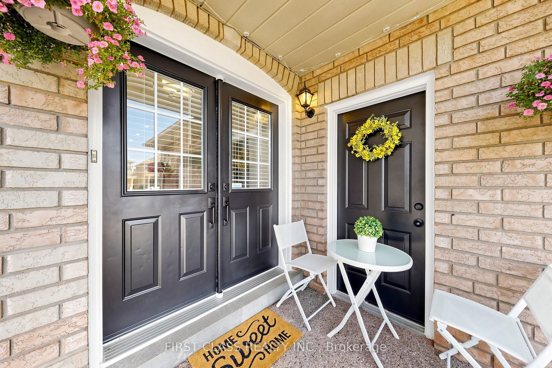 Photo 2 of 175 Tiller Trail, Brampton, Fletcher's Creek Village — HOMEH