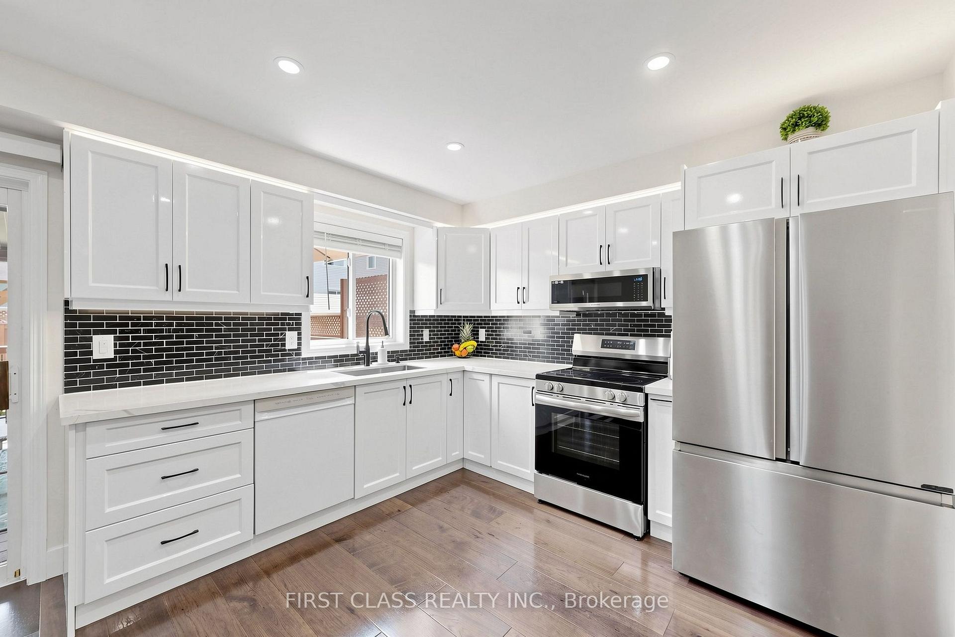 Photo 6 of 175 Tiller Trail, Brampton, Fletcher's Creek Village — HOMEH