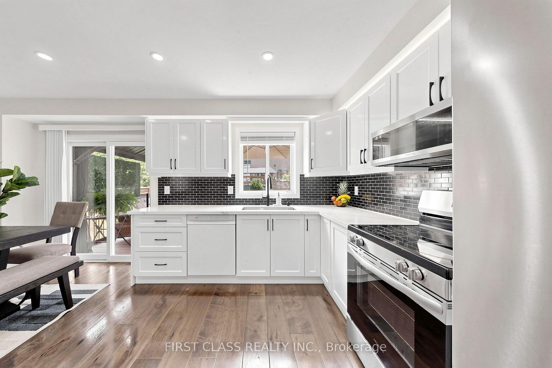 Photo 7 of 175 Tiller Trail, Brampton, Fletcher's Creek Village — HOMEH