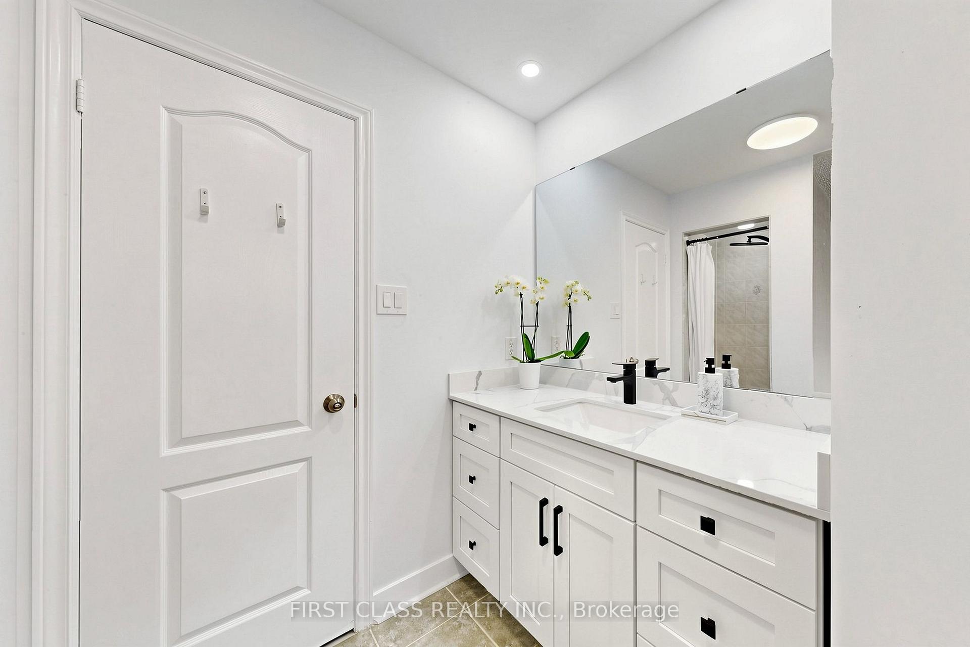 Photo 17 of 175 Tiller Trail, Brampton, Fletcher's Creek Village — HOMEH