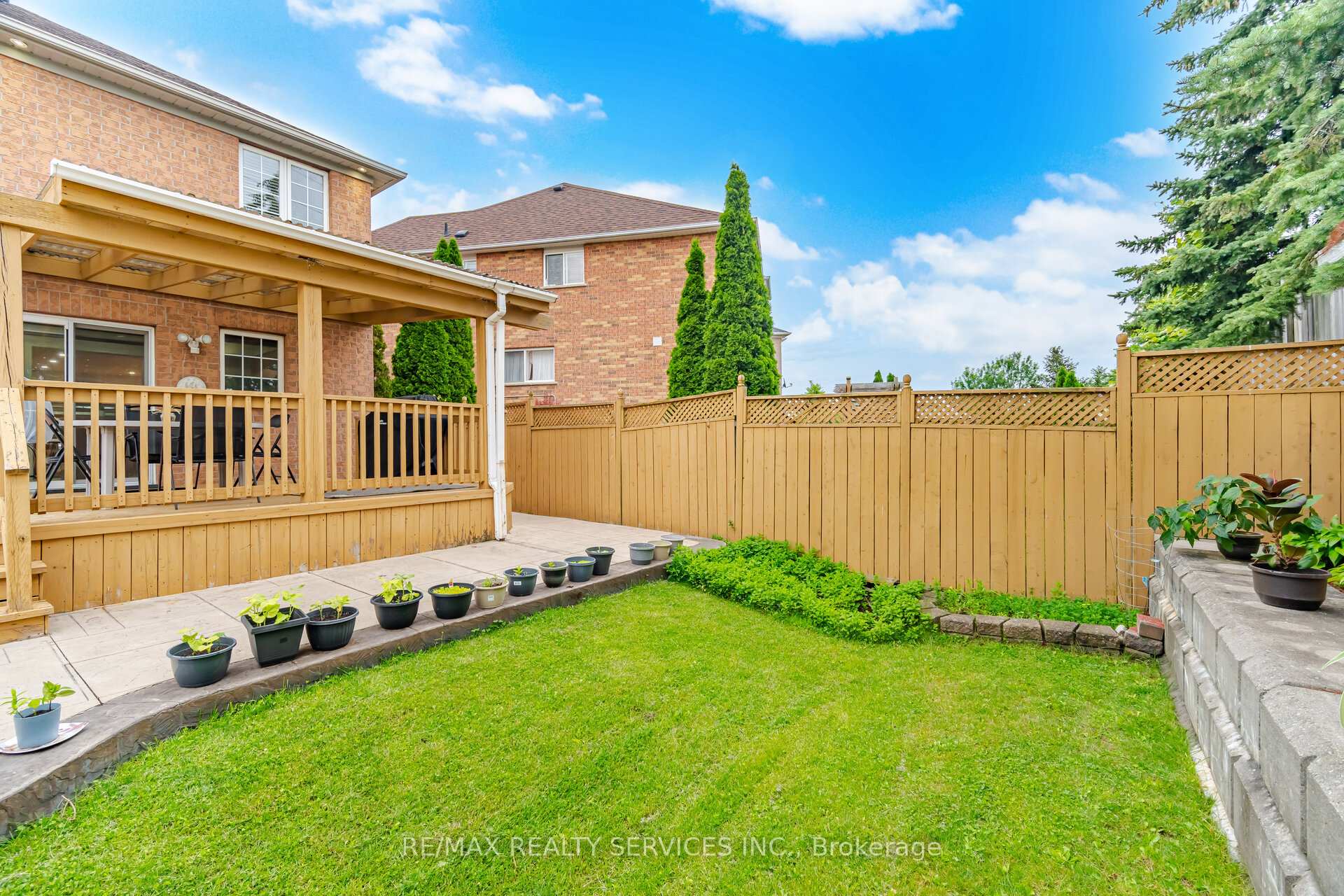 Photo 43 of 44 Brambirch Crescent, Brampton, Northwest Sandalwood Parkway — HOMEH